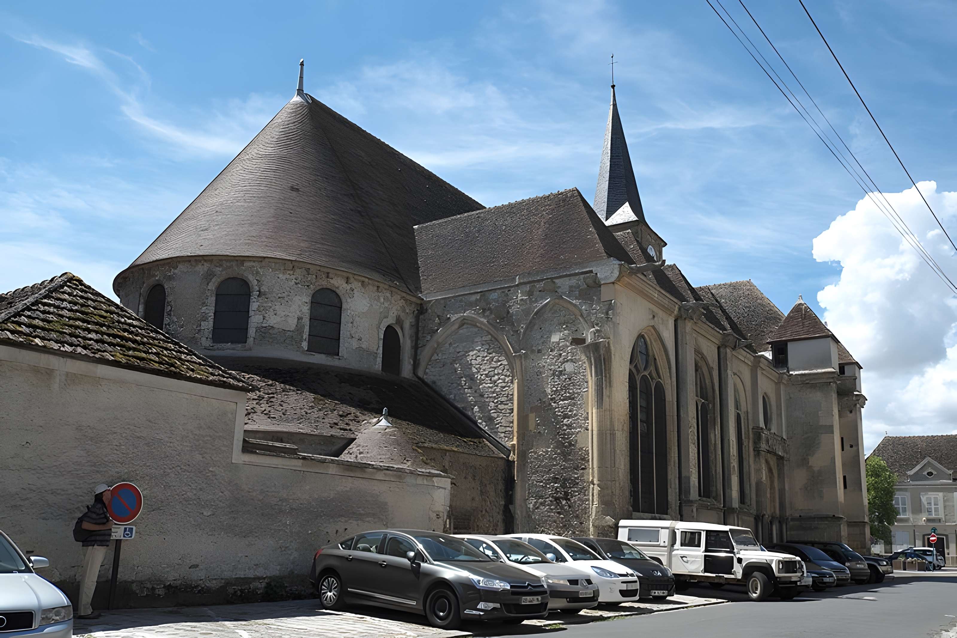 Église Notre-Dame-Sainte-Croix de Bray-sur-Seine