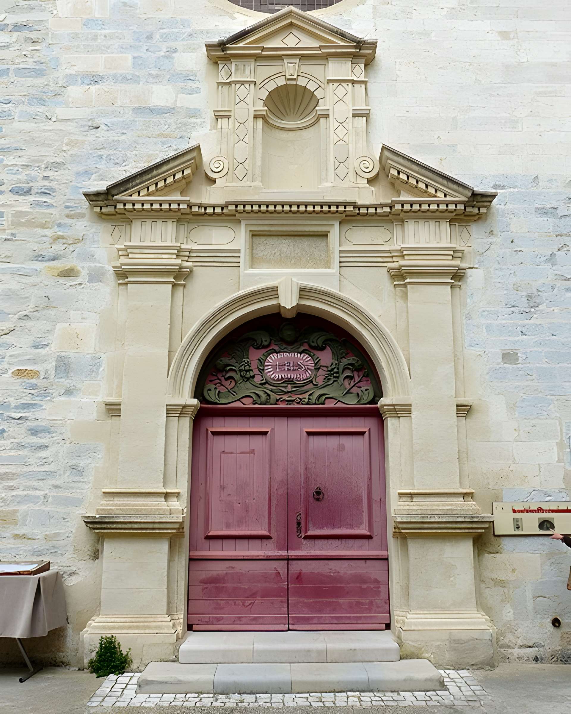 Église Saint-Adrien de Caveirac