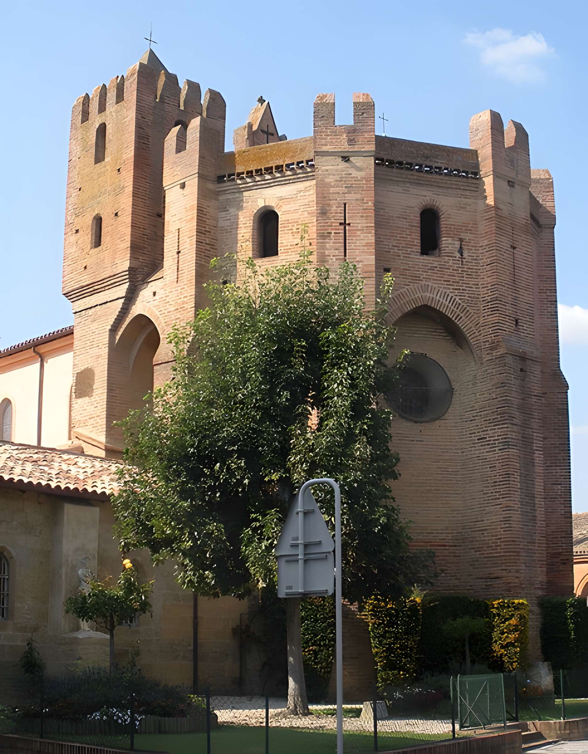Église Saint-Adrien de L'Isle-en-Dodon