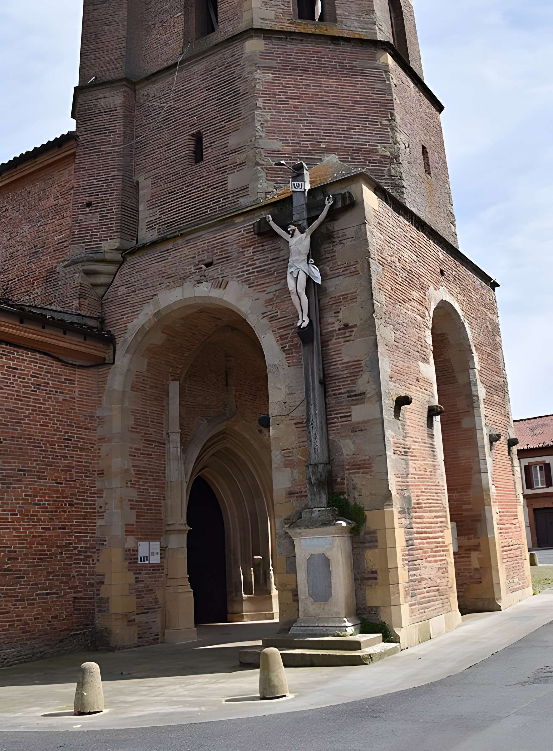 Église Saint-Adrien de L'Isle-en-Dodon