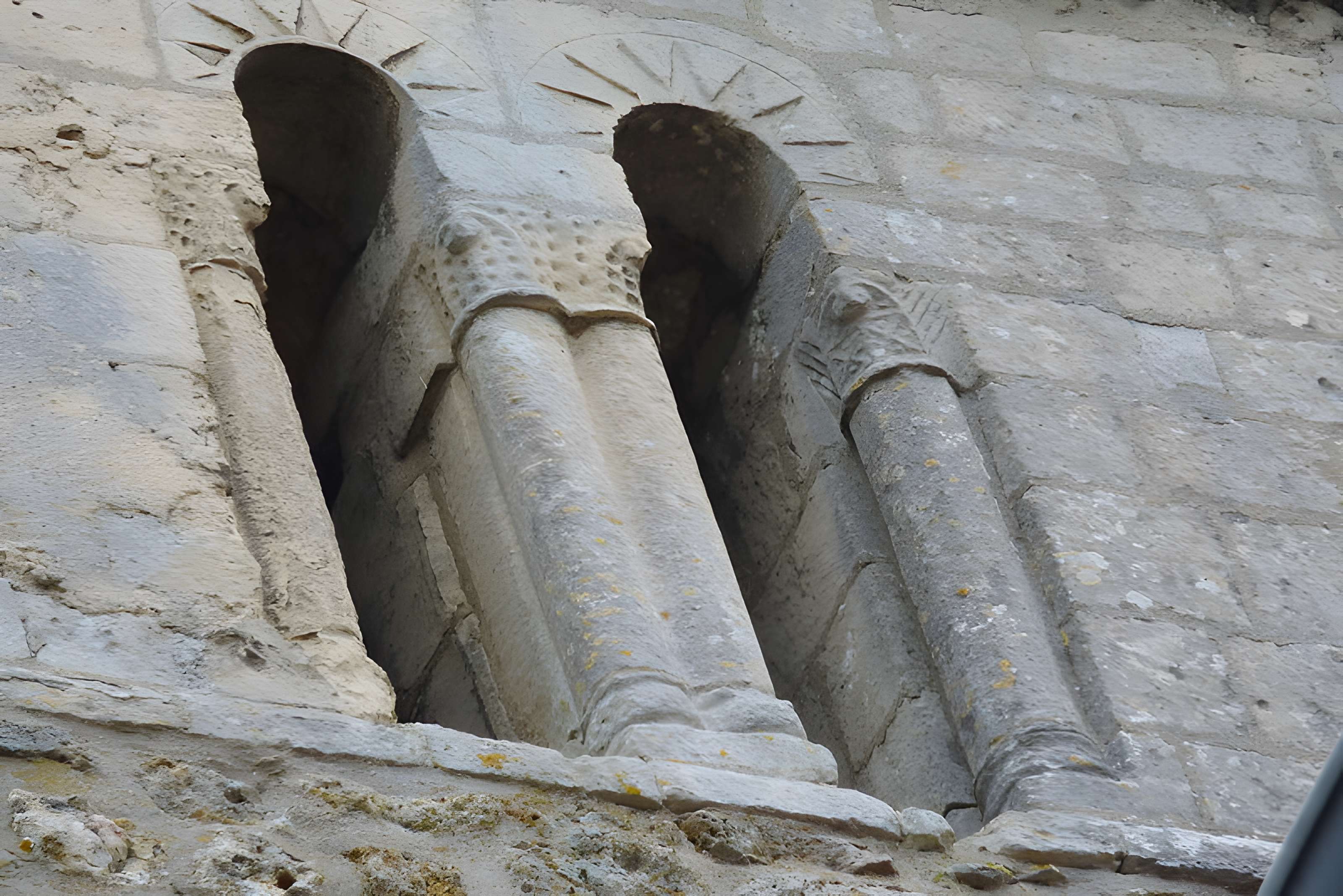 Église Saint-Aignan d'Arthies