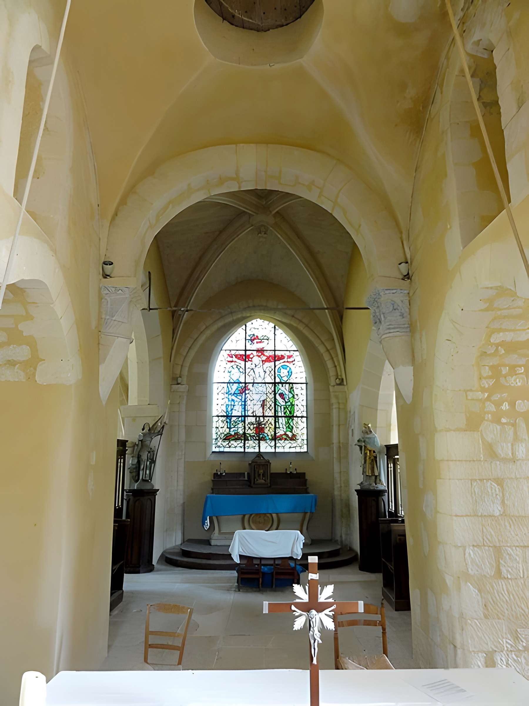 Église Saint-Aignan d'Arthies