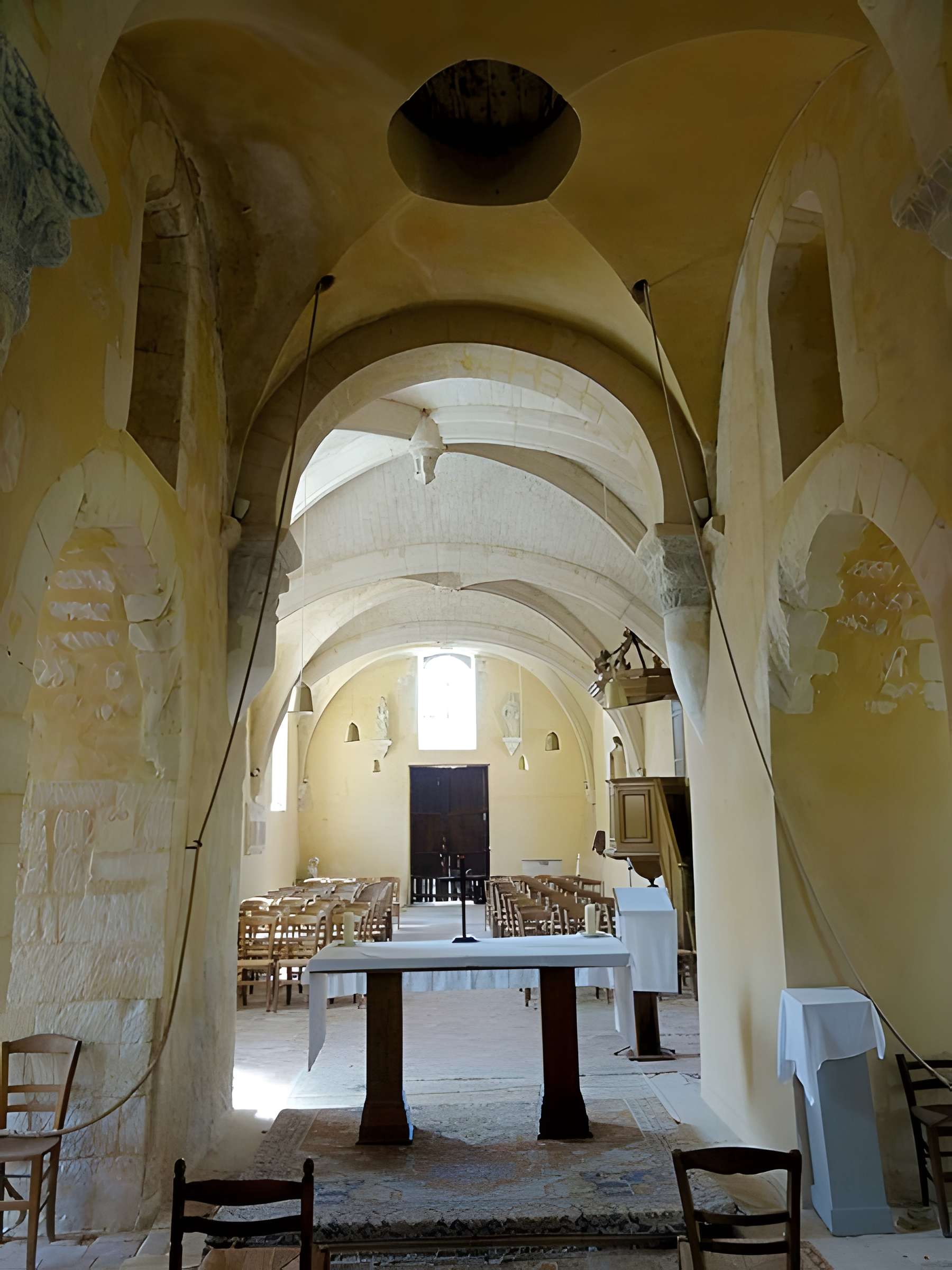 Église Saint-Aignan d'Arthies