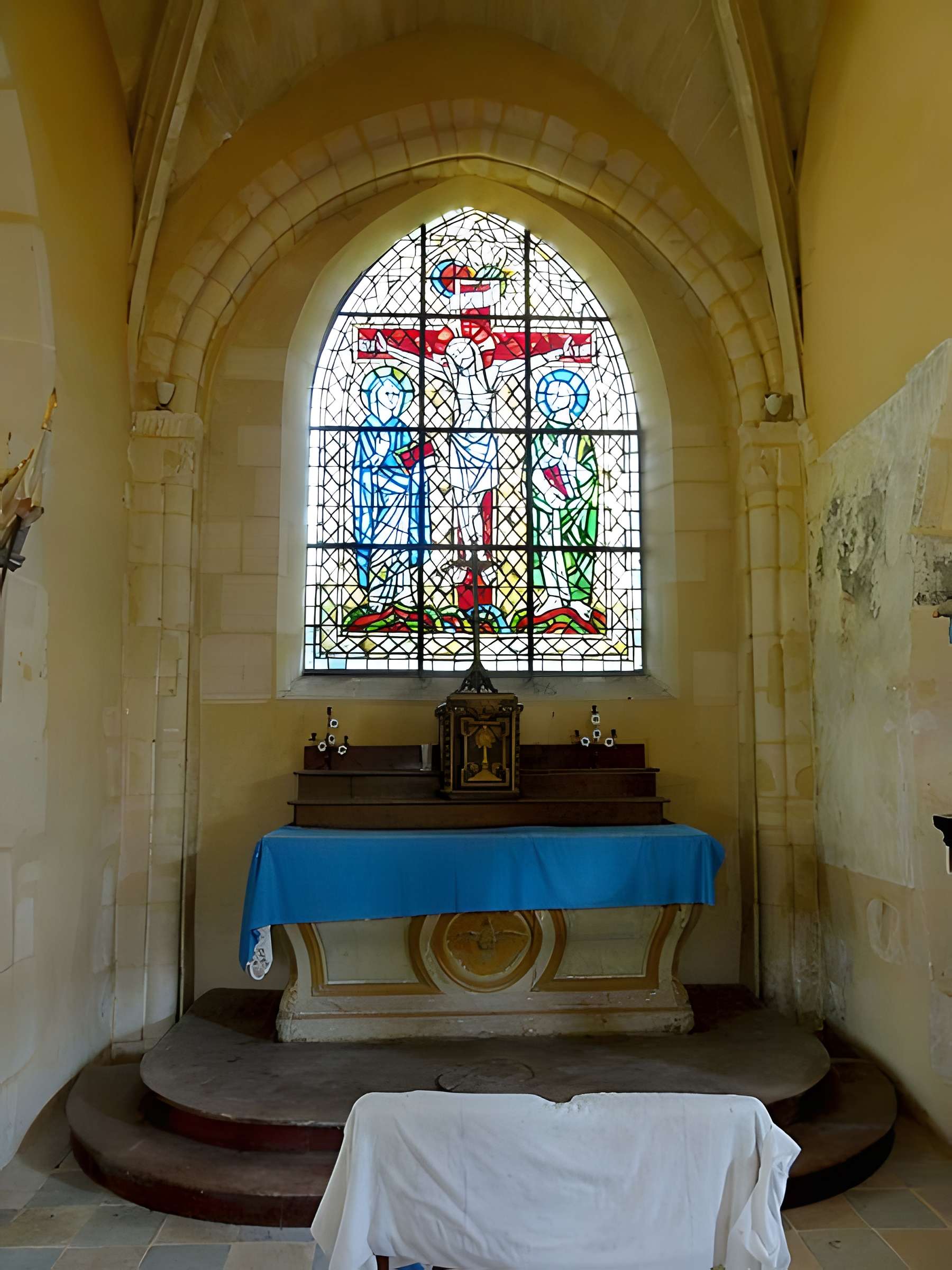 Église Saint-Aignan d'Arthies