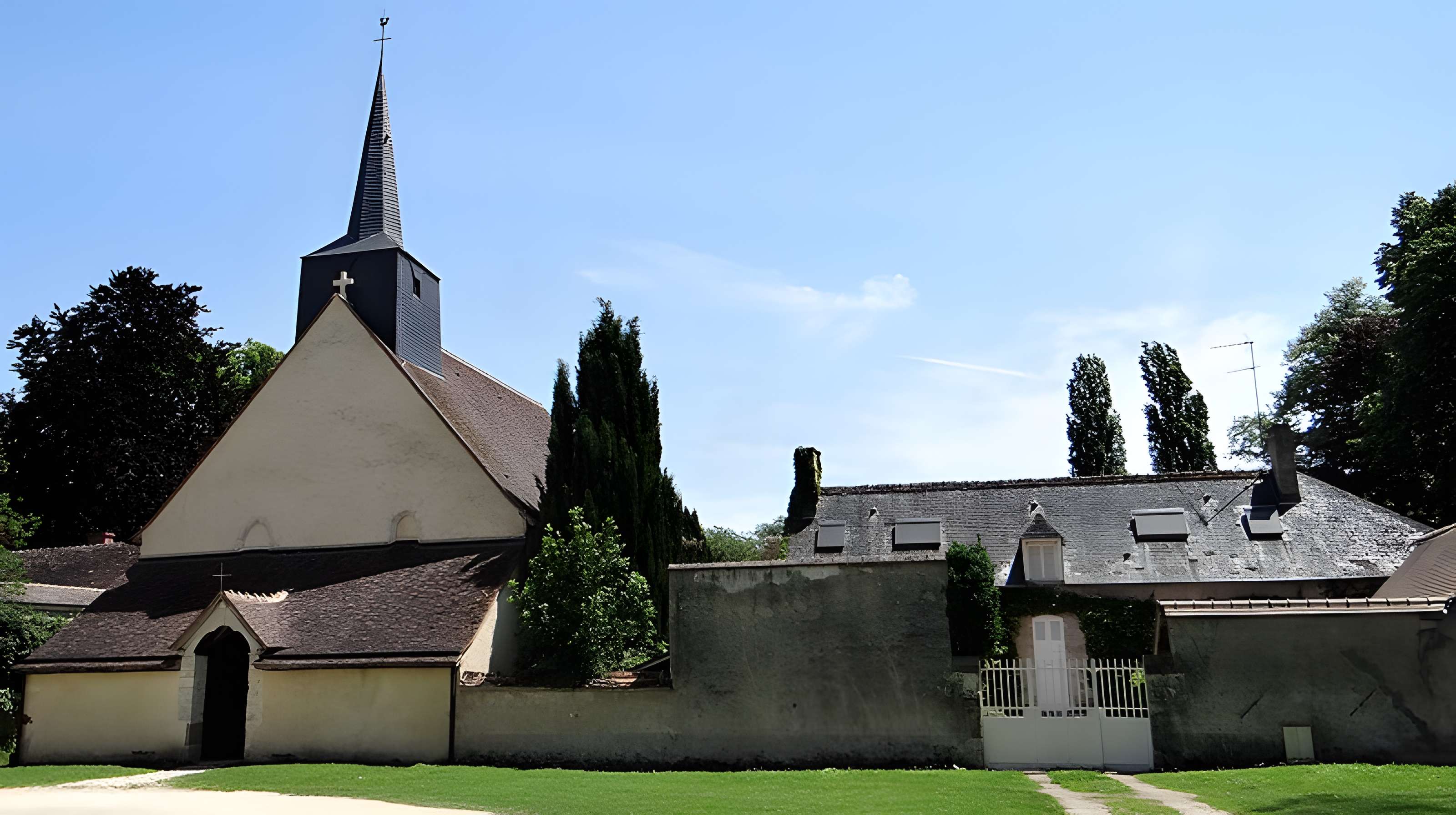 Église Saint-Aignan de Brinay