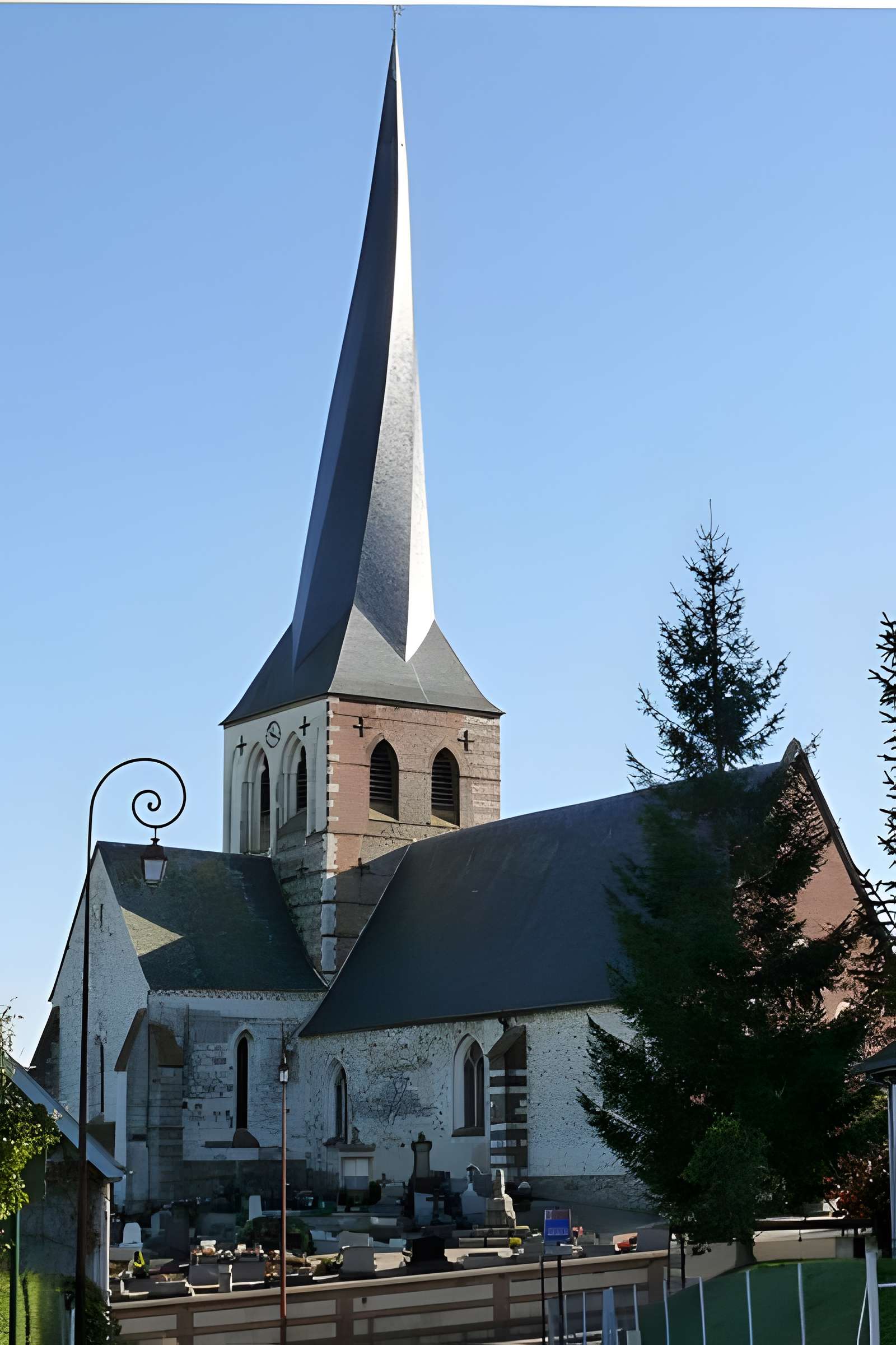 Église Saint-Aignan de Bures-en-Bray 