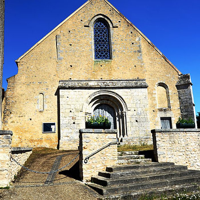 Photo de Église Saint-Aignan de Chalou-Moulineux