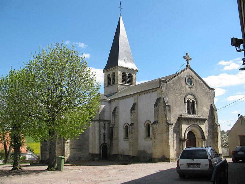Photo de Église Saint-Aignan de Luthenay-Uxeloup