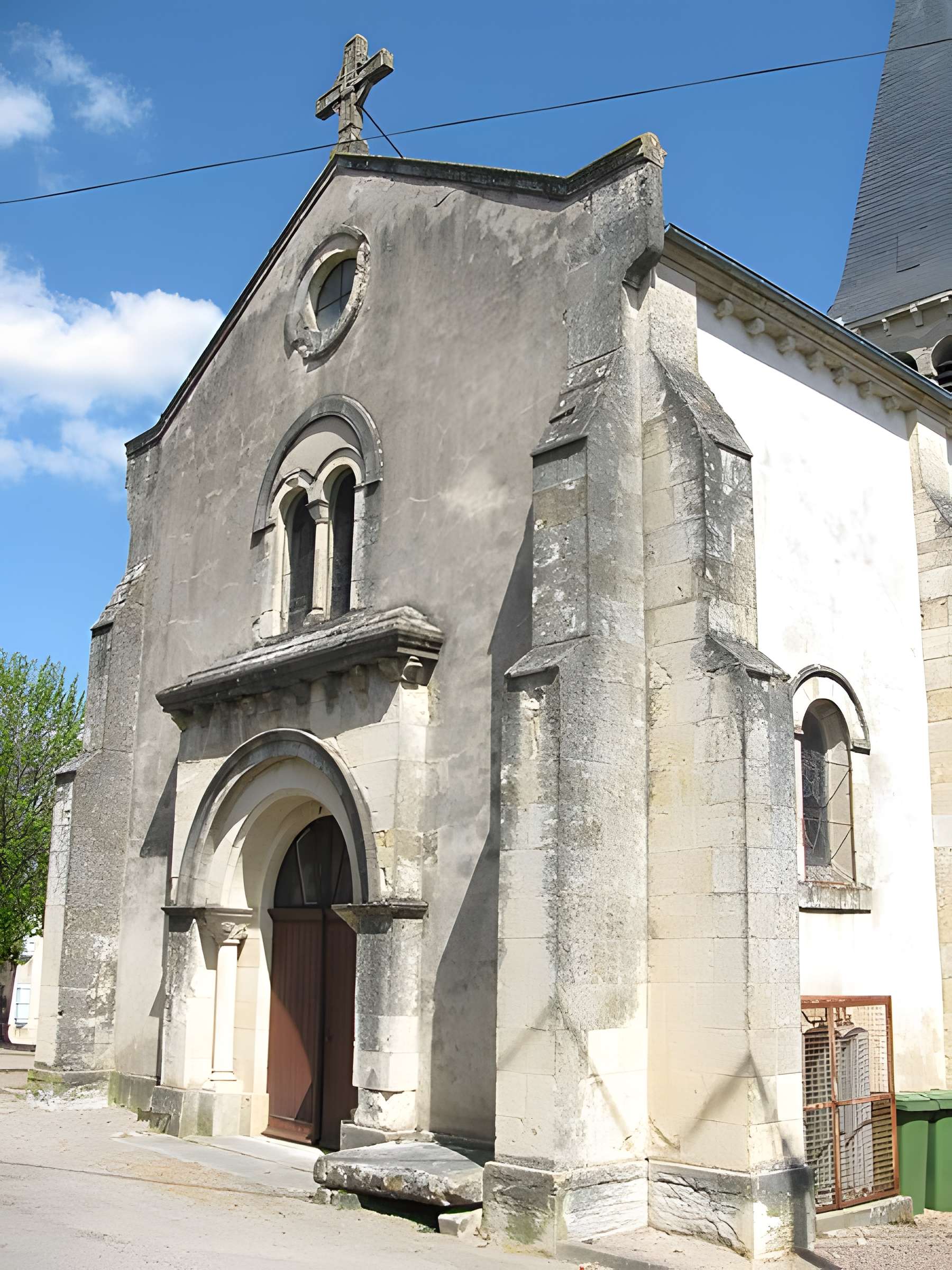 Église Saint-Aignan de Luthenay-Uxeloup