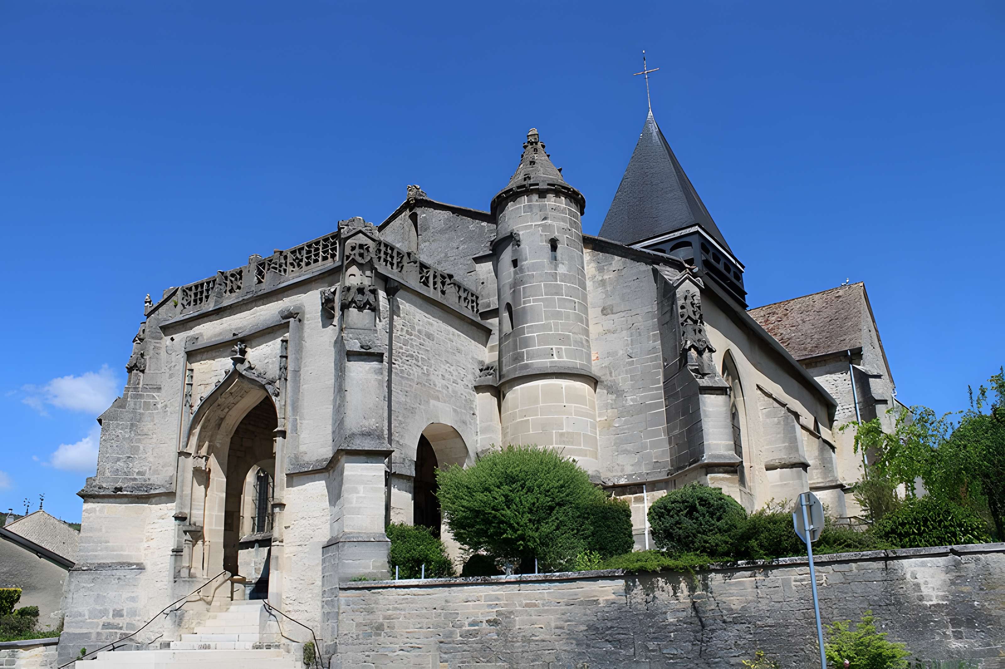 Église Saint-Aignan de Poissons