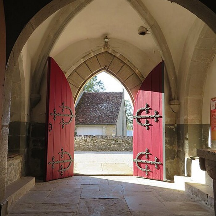 Photo de Église Saint-Aignan et prieuré de Ruffey-sur-Seille