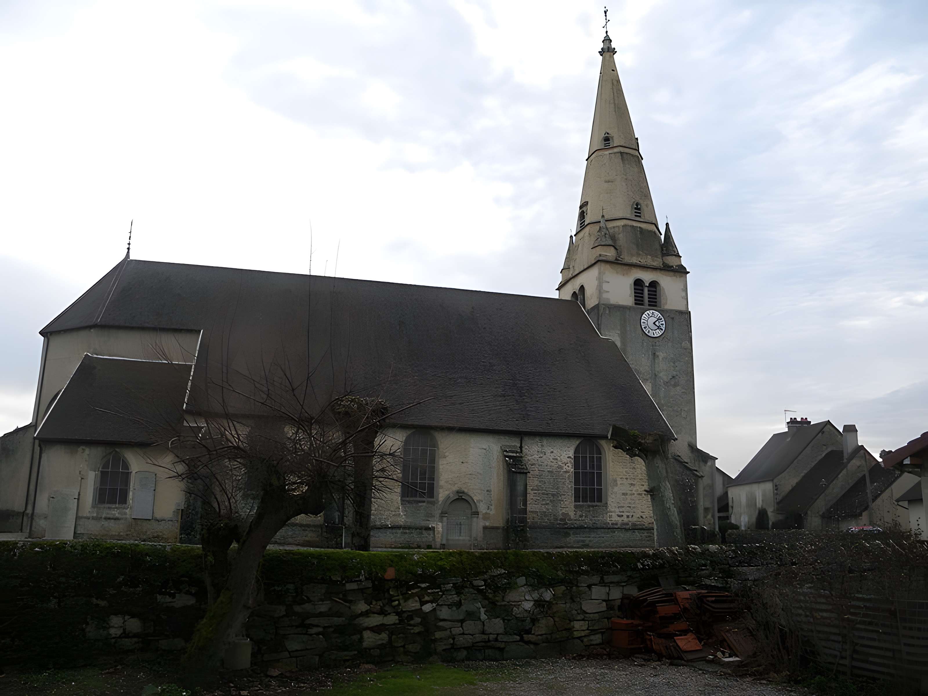 Église Saint-Aignan et prieuré de Ruffey-sur-Seille 