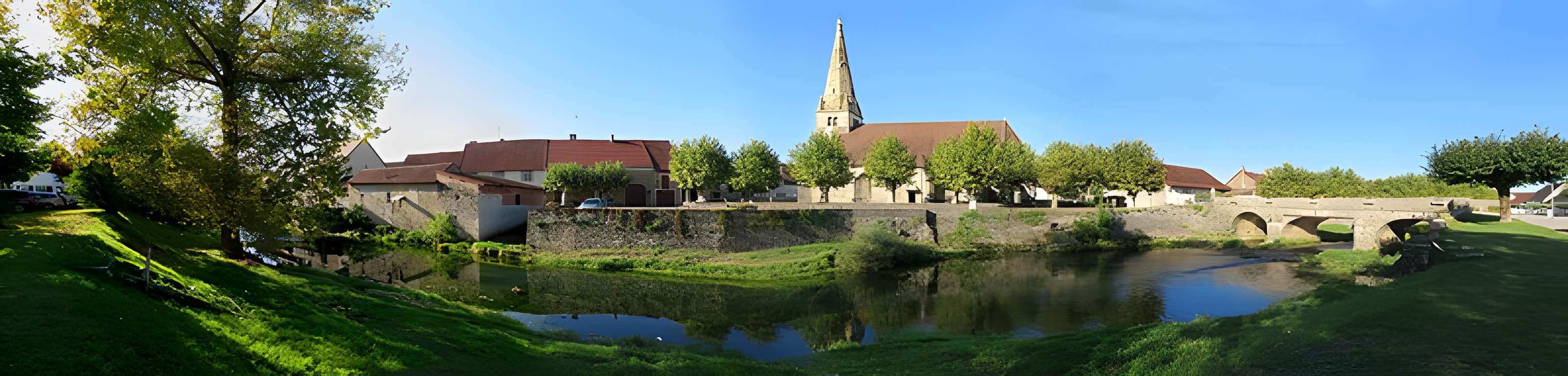 Église Saint-Aignan et prieuré de Ruffey-sur-Seille