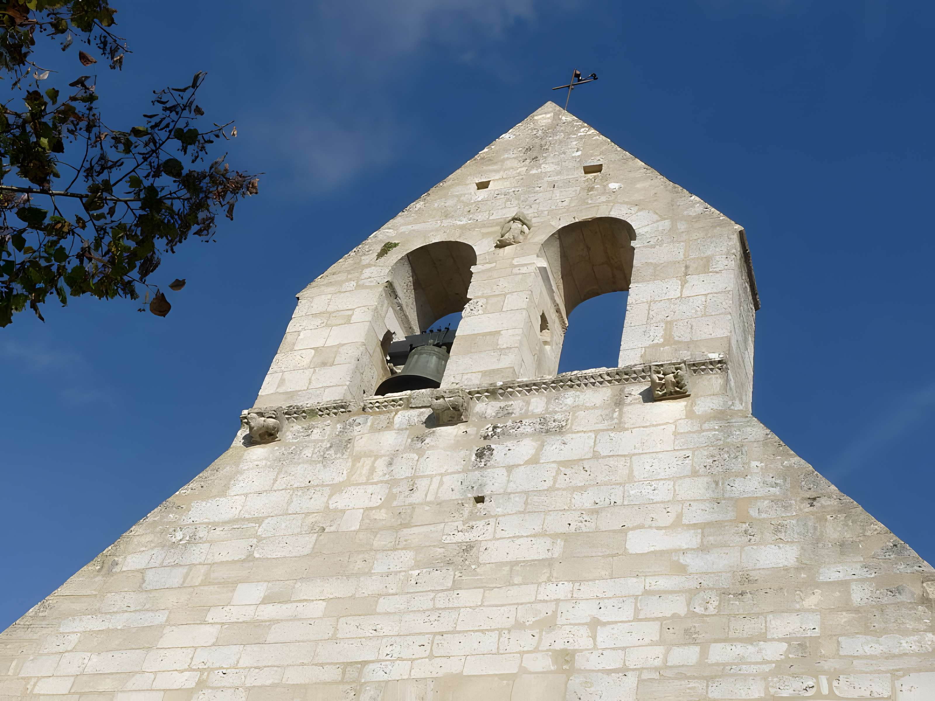 Église Saint-Alban de Bresdon