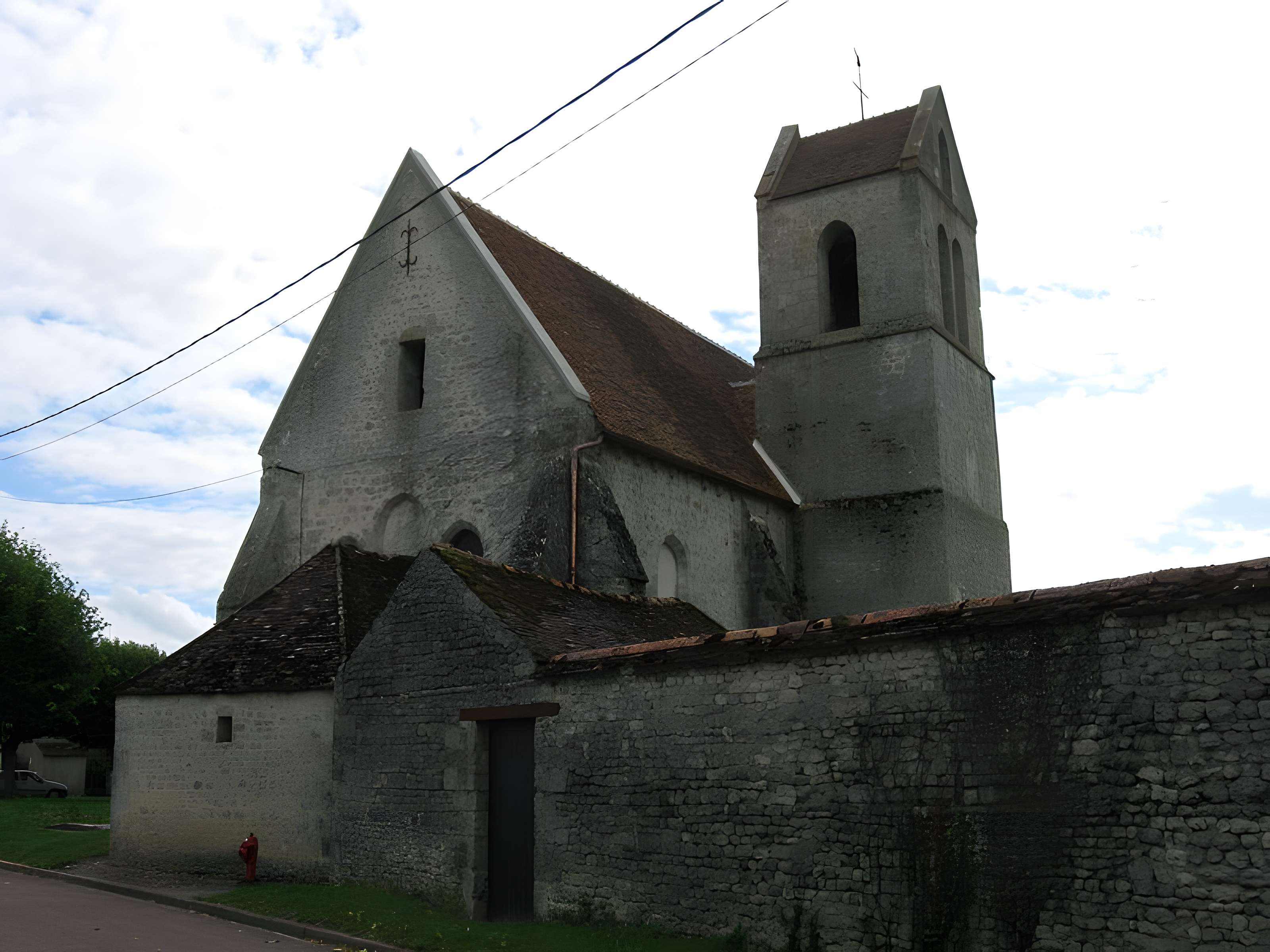 Église Saint-Amand de Burcy 