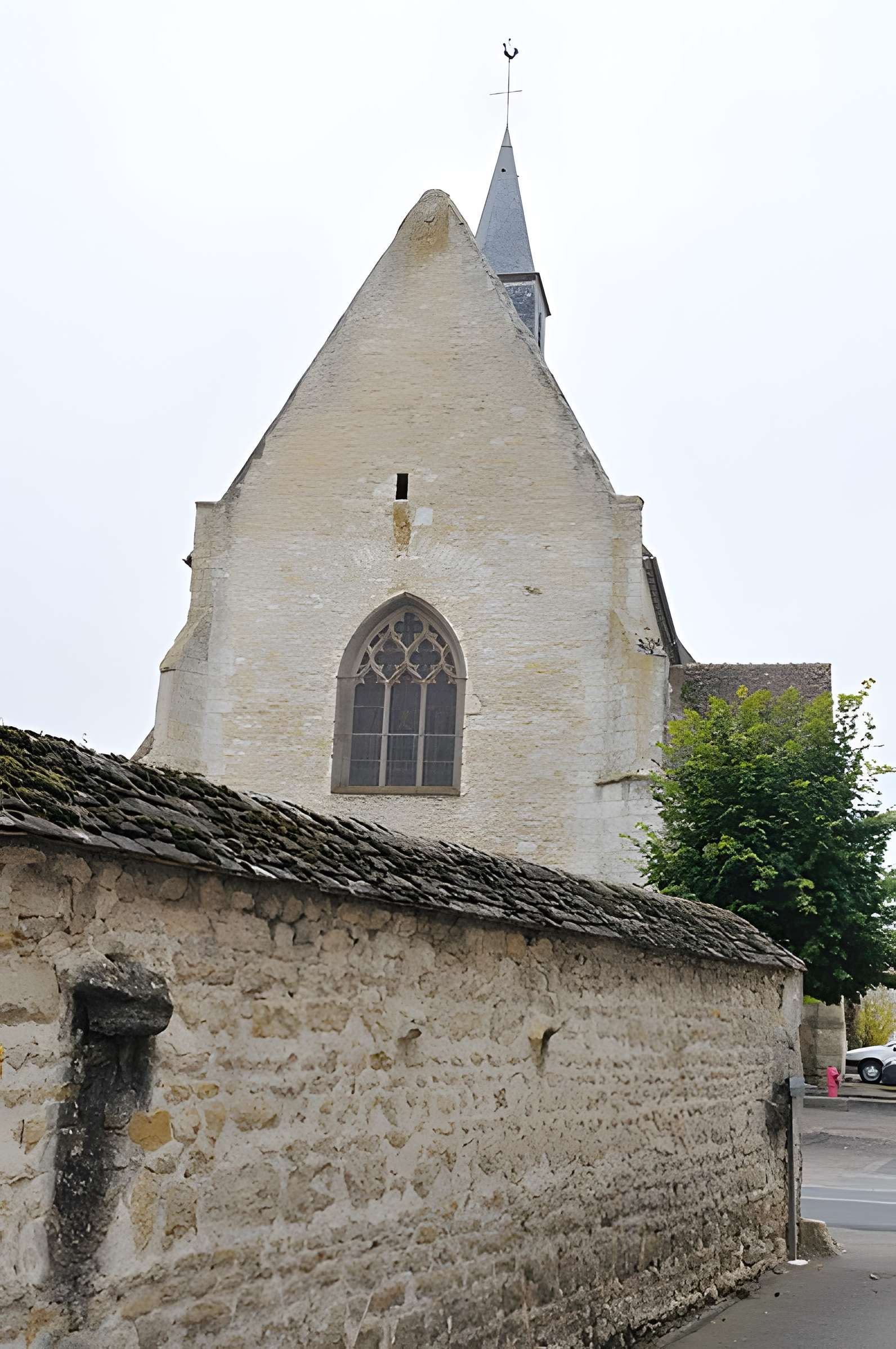 Église Saint-Amand de La Neuville-sur-Essonne