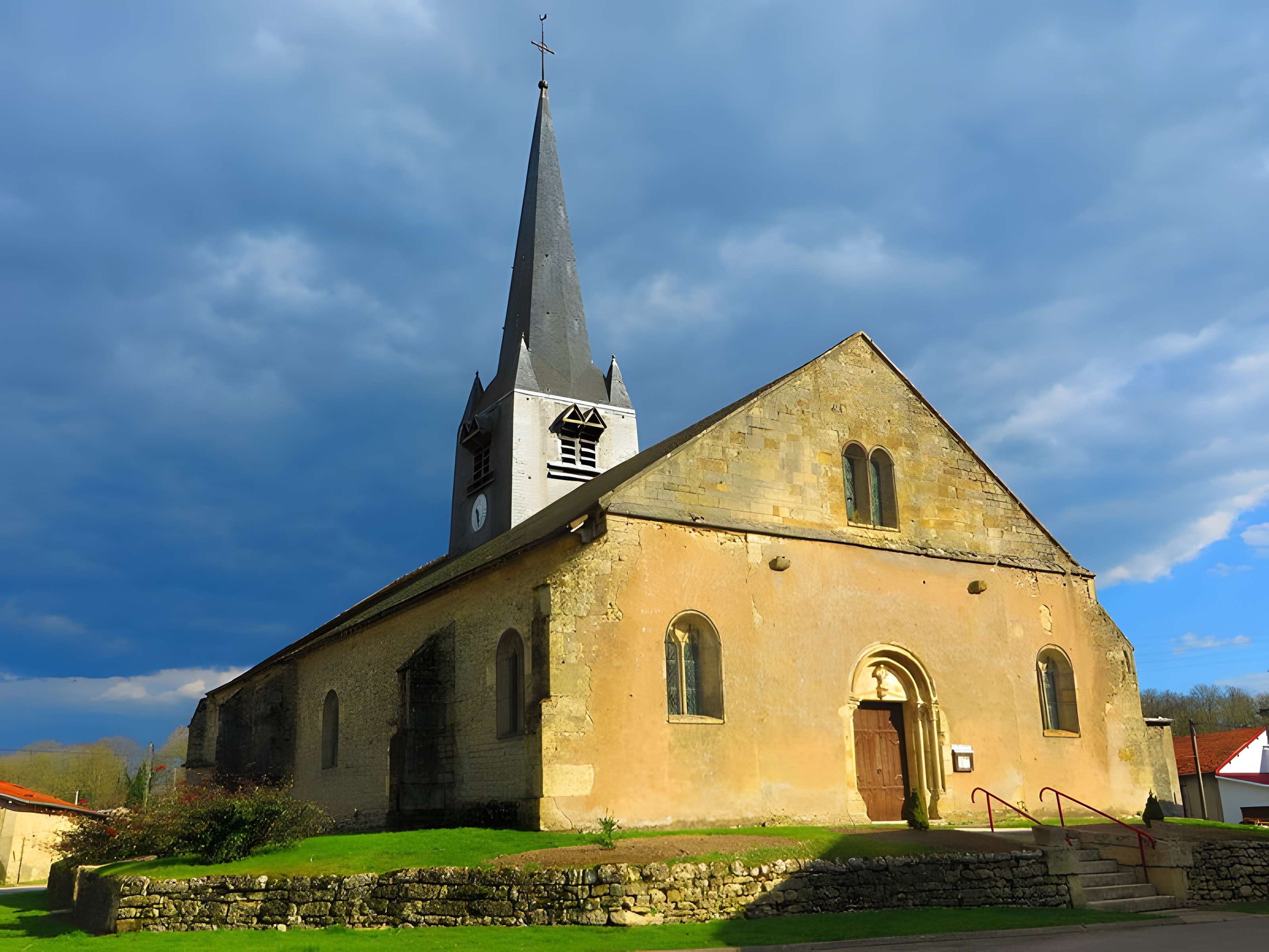 Église Saint-Amand de Louppy-sur-Chée 