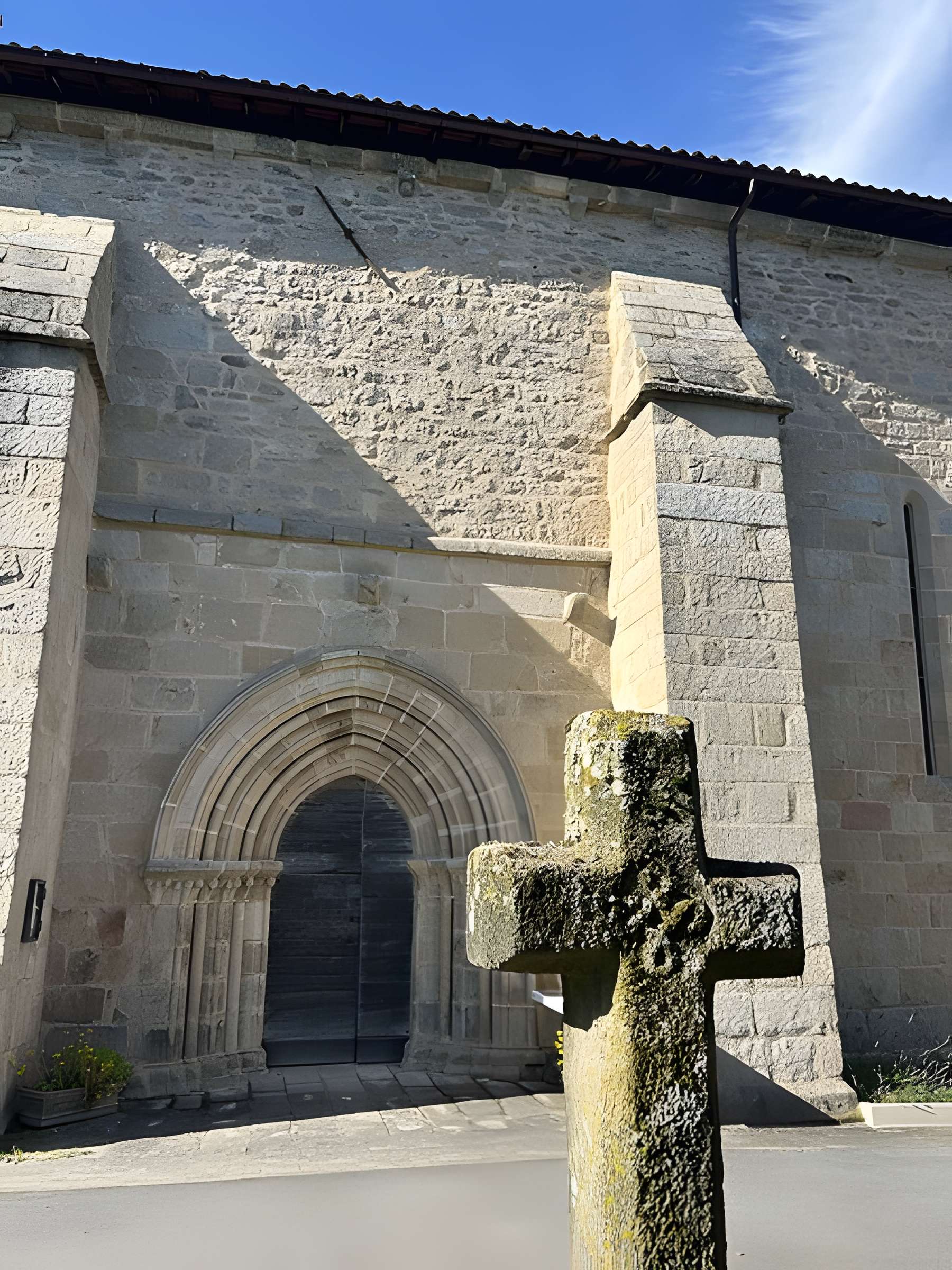 Église Saint-Amand de Saint-Amand-le-Petit
