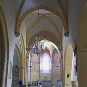 Église Saint-Amand de Sénas