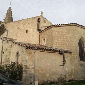 Église Saint-Amand de Sénas