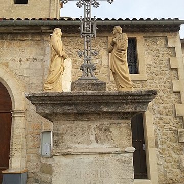 Église Saint-Amand de Sénas