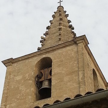 Église Saint-Amand de Sénas