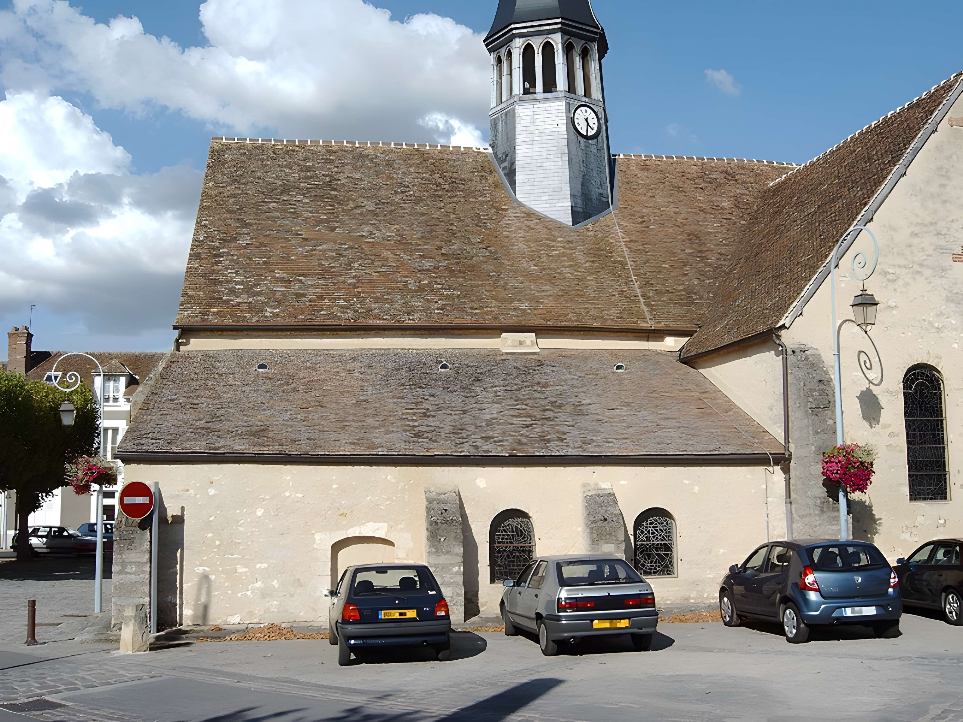 Église Saint-Amand de Thomery