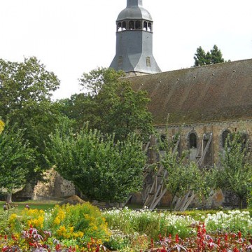 abbaye de la sainte trinite de tiron