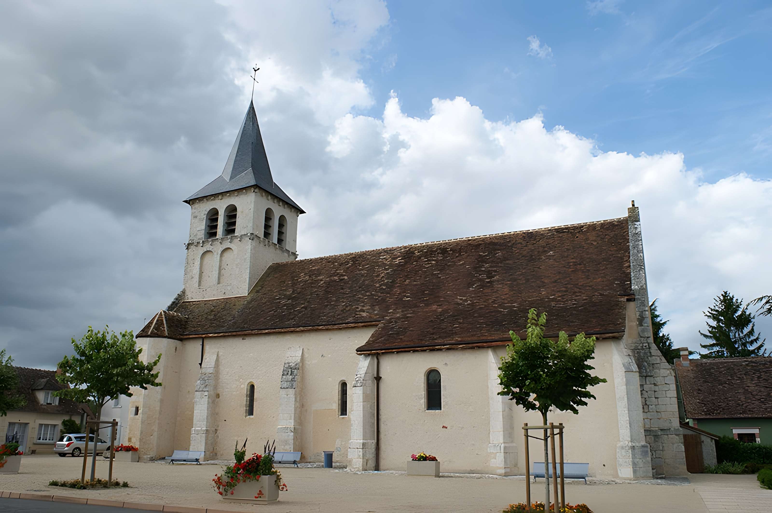 Église Saint-Ambroix de Douadic