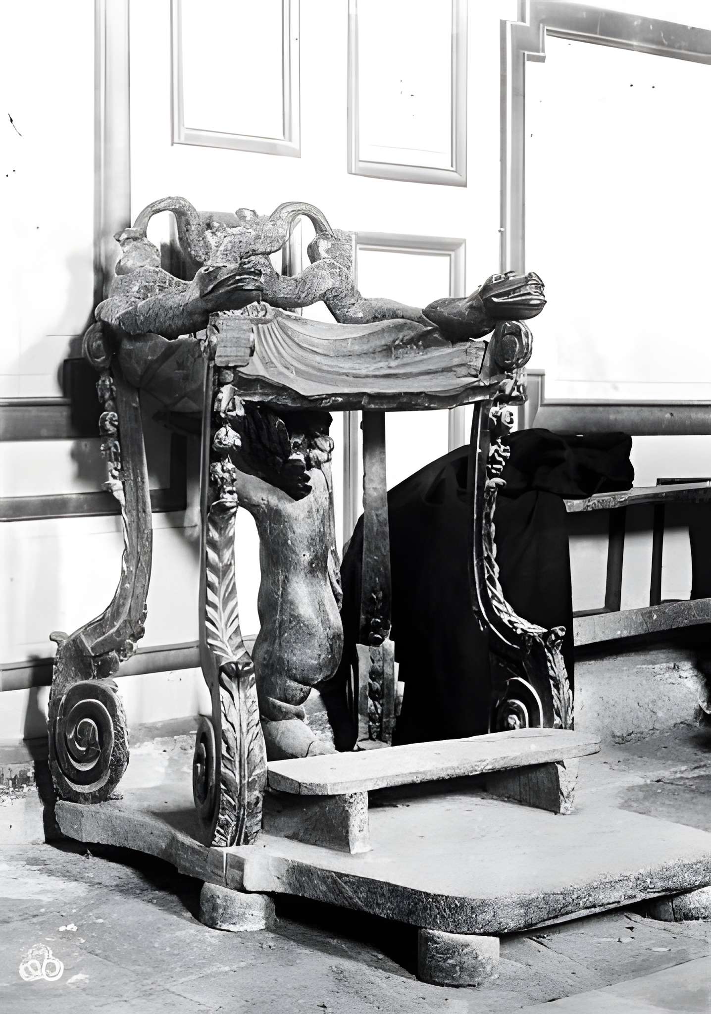 Église Saint-André d'Autheuil-Authouillet