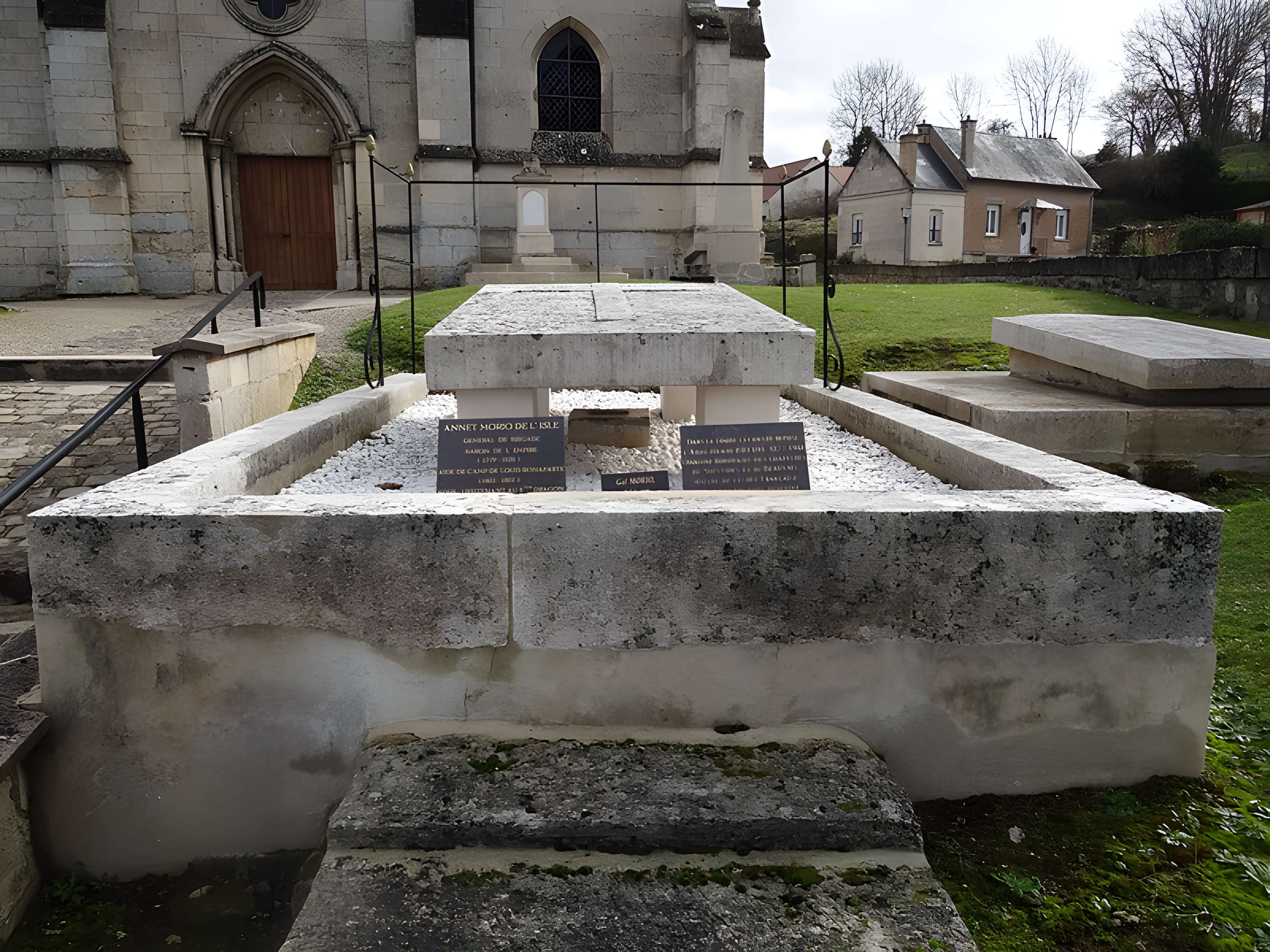 Église Saint-André de Belleu