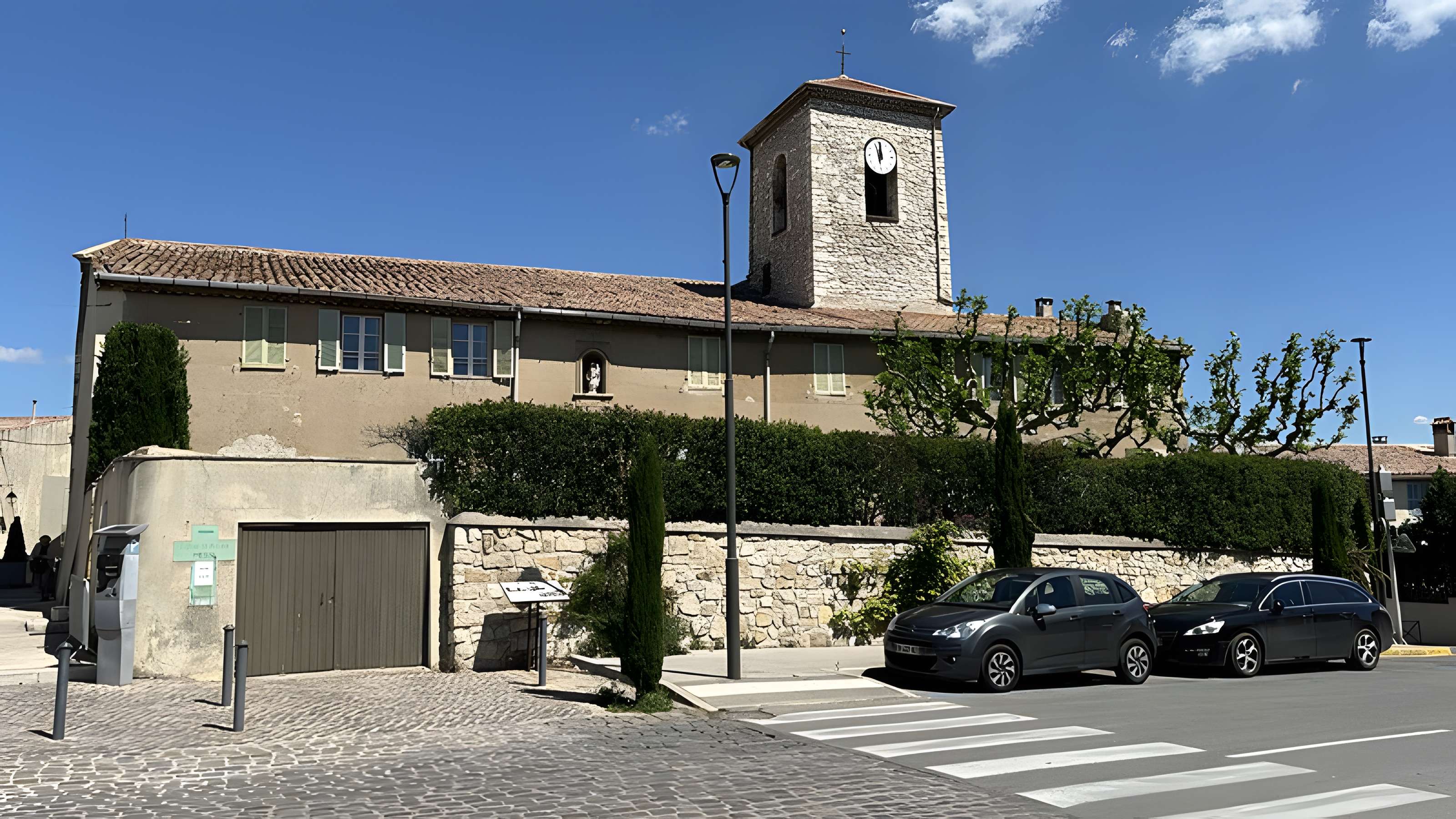 Église Saint-André de Bouc-Bel-Air