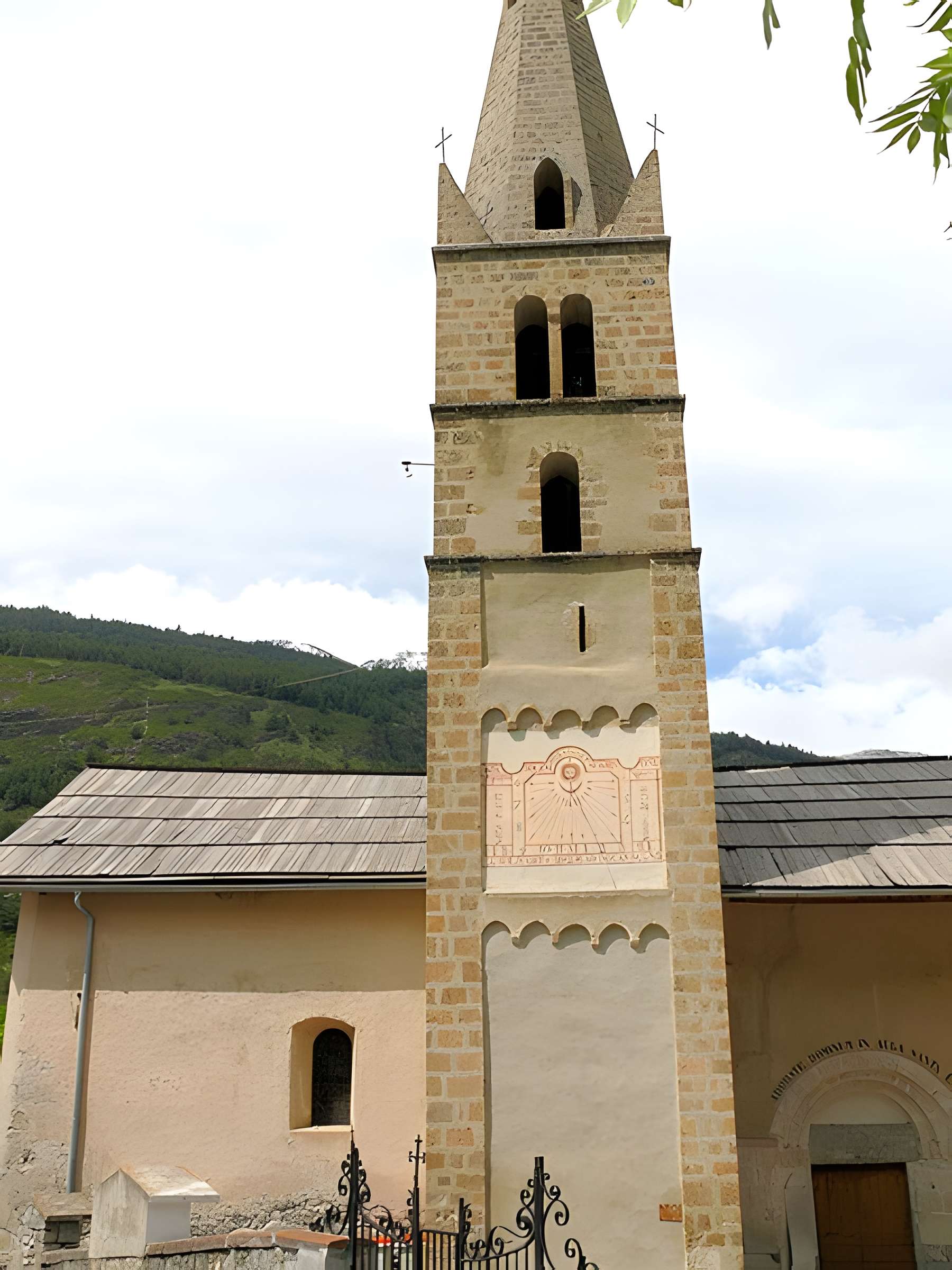 Église Saint-André de Château-Ville-Vieille