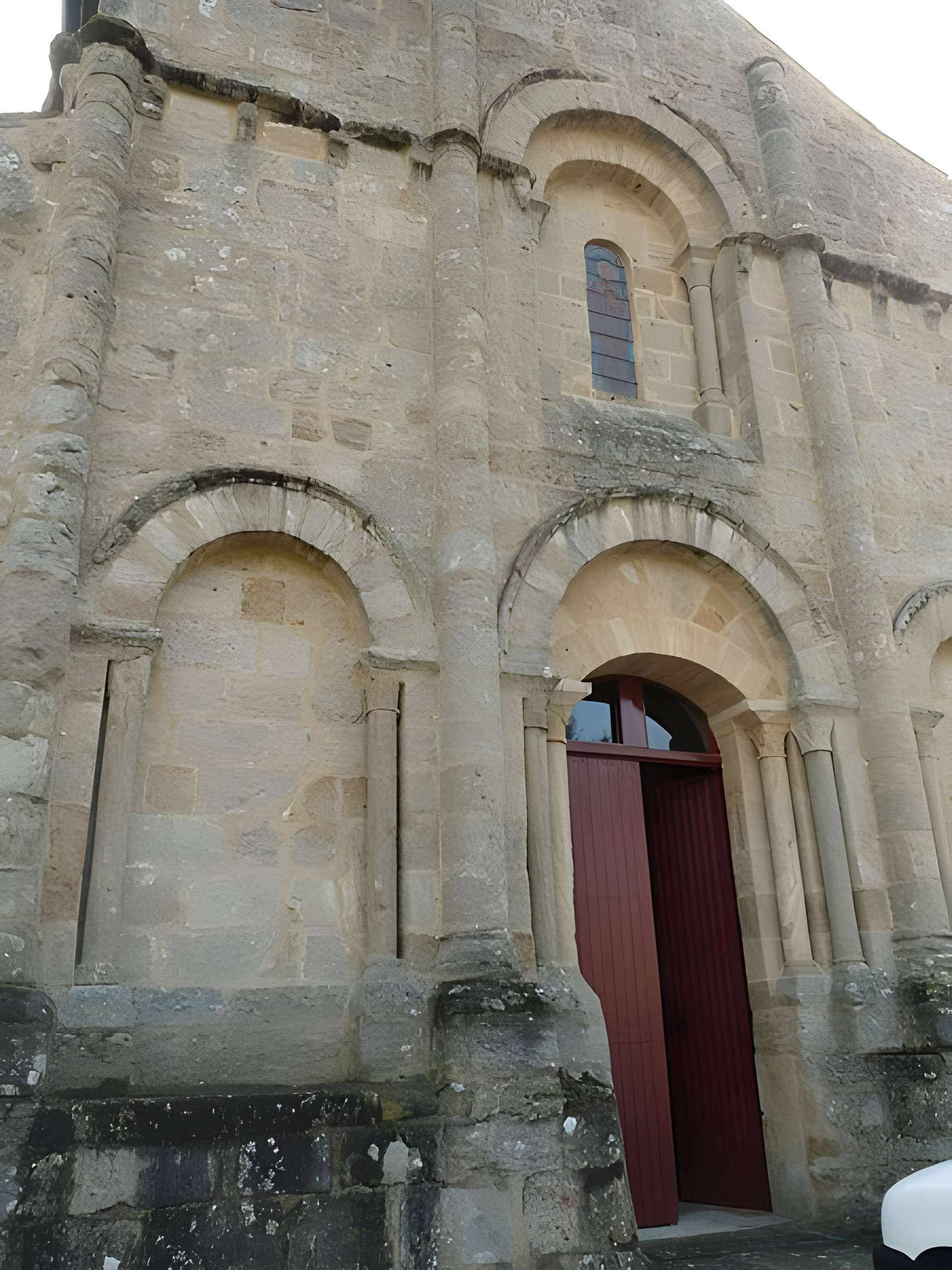 Église Saint-André de Cherves