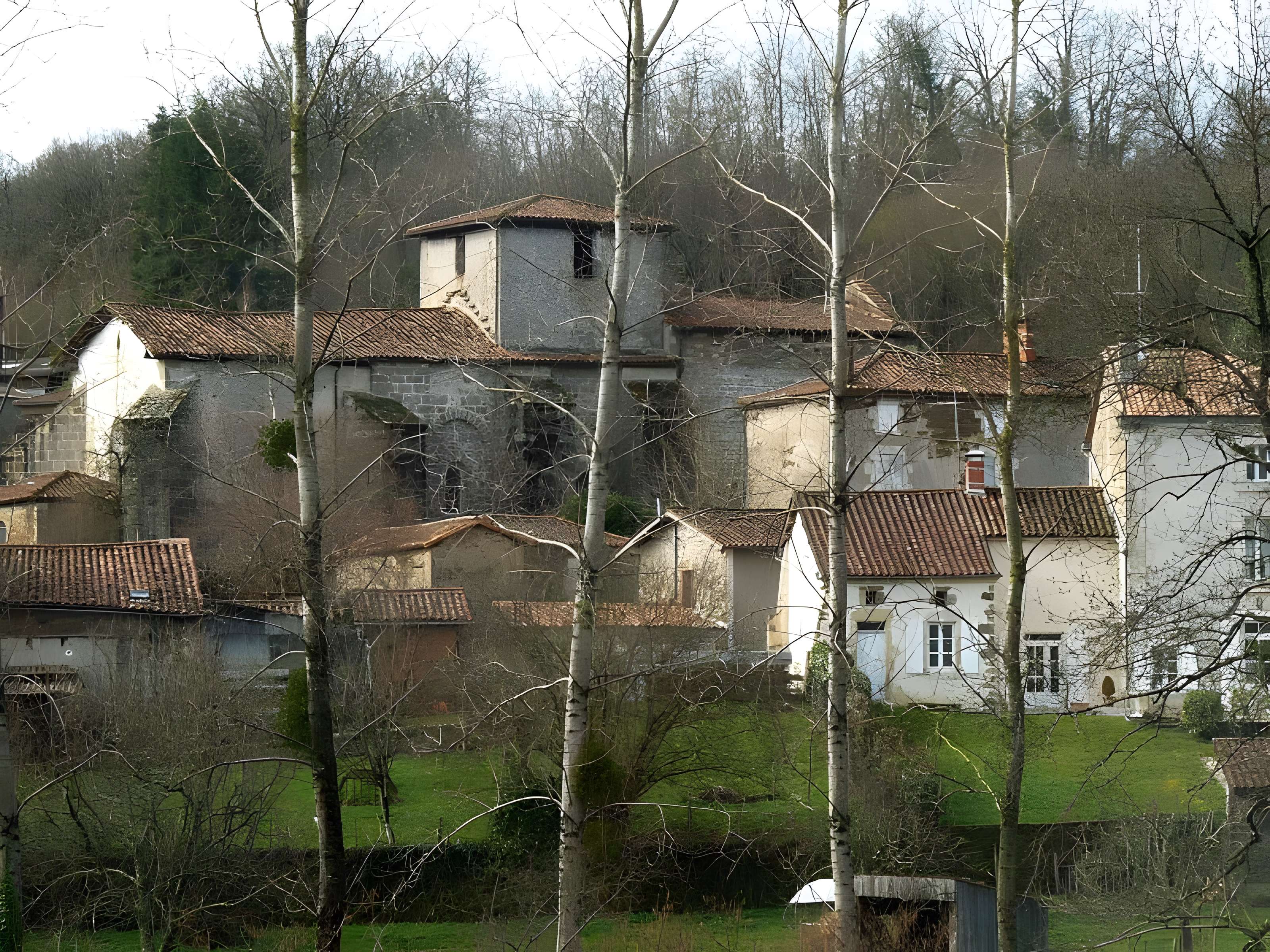 Église Saint-André de Cherves