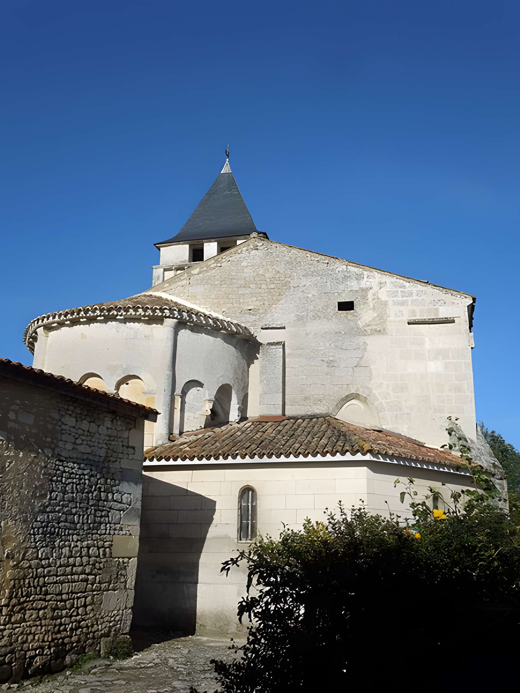 Église Saint-André de Clion