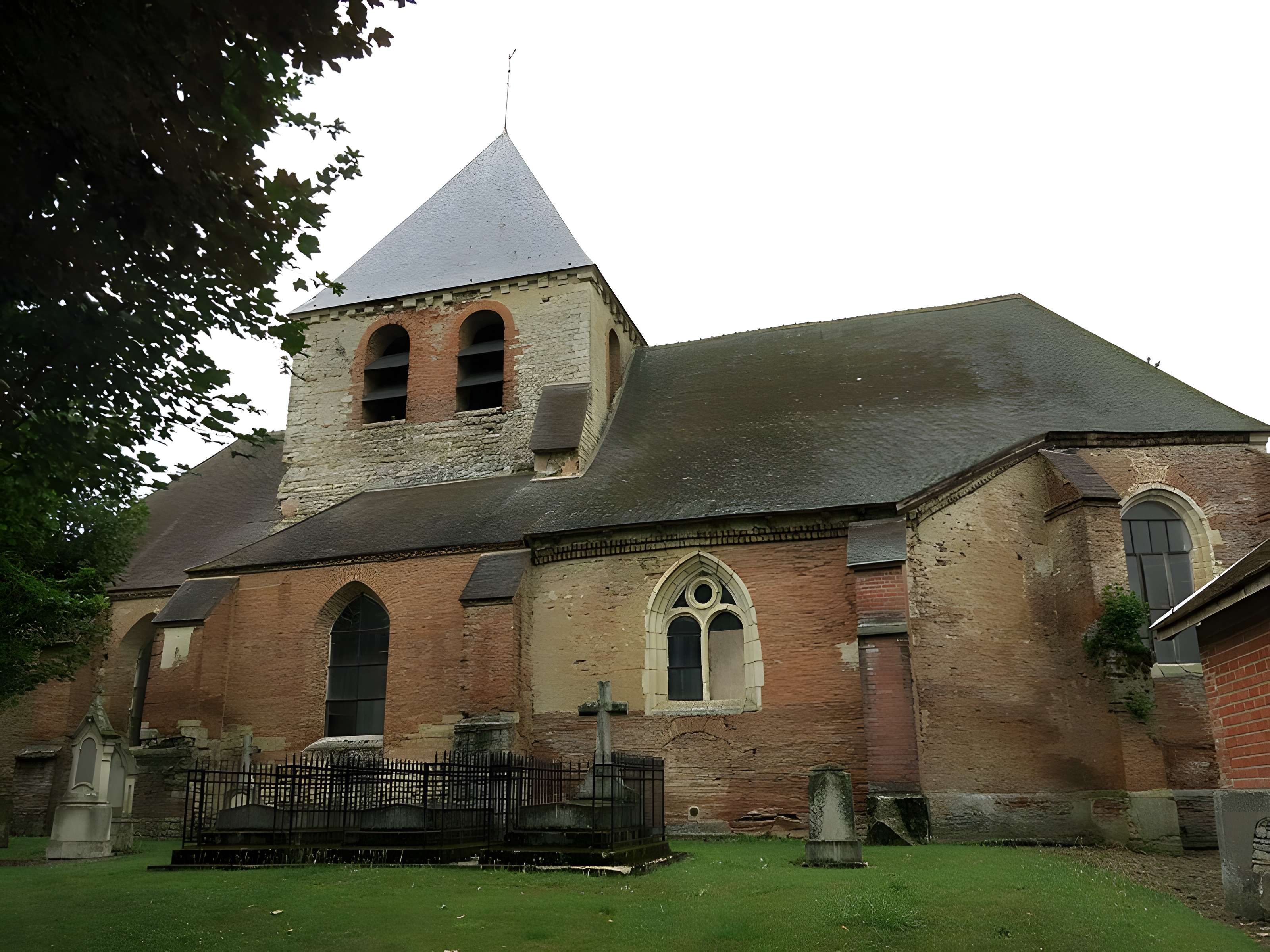 Église Saint-André de Mesnil-Saint-Père