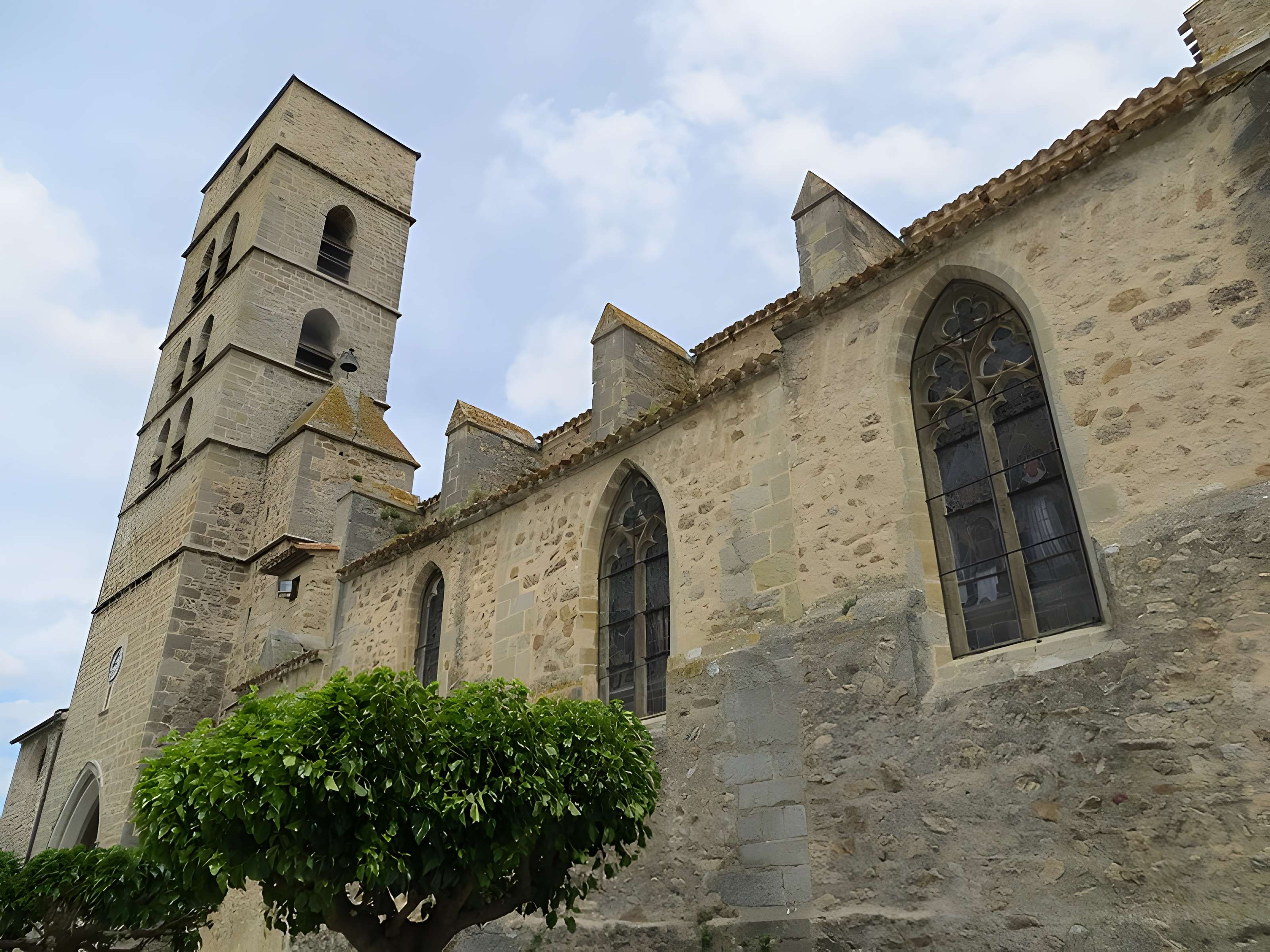 Église Saint-André de Montolieu