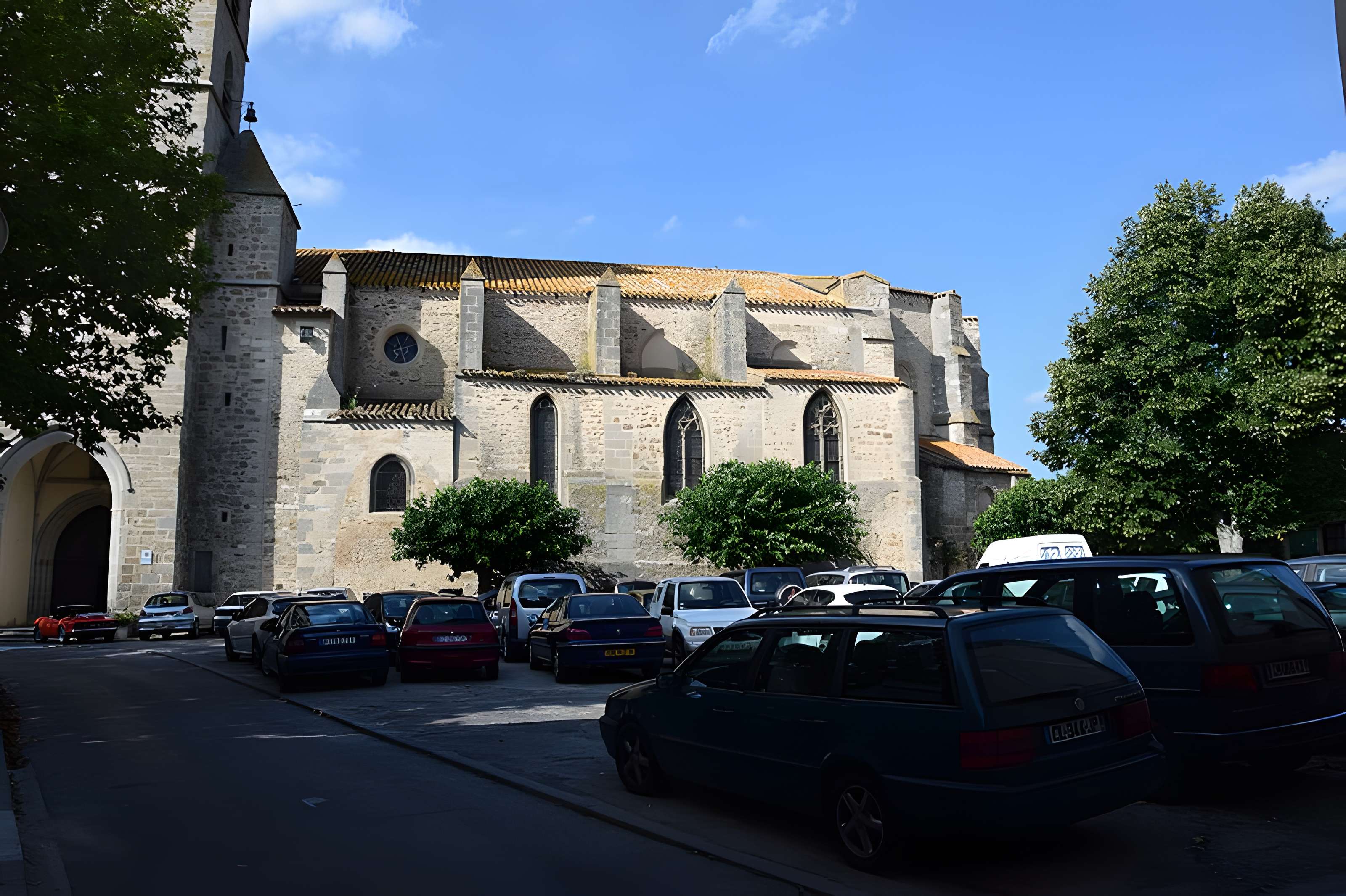 Église Saint-André de Montolieu