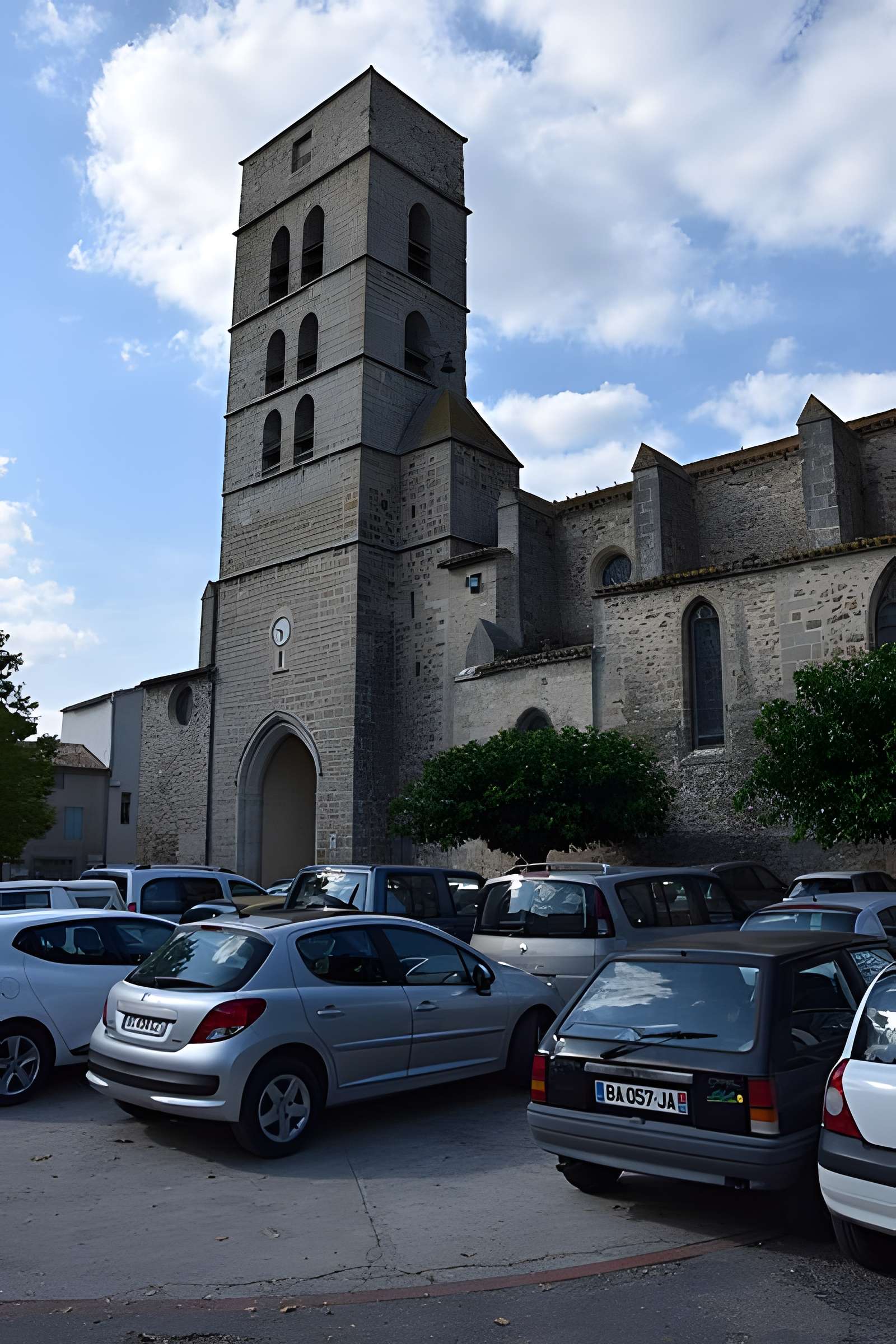 Église Saint-André de Montolieu