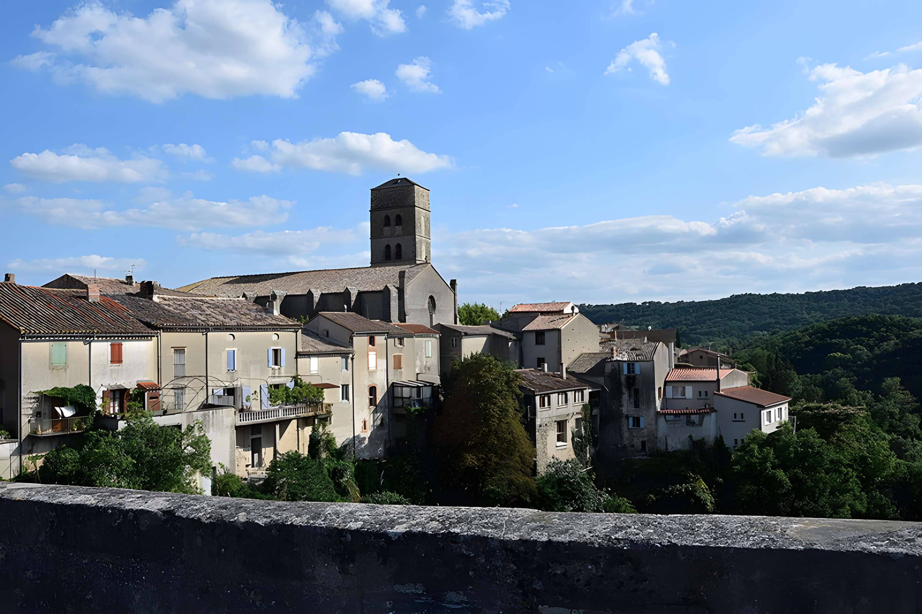Église Saint-André de Montolieu