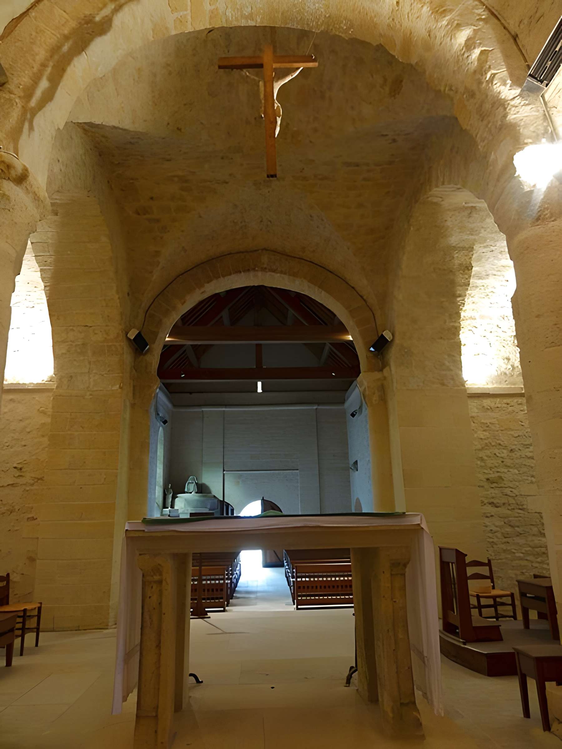 Église Saint-André de Moussy