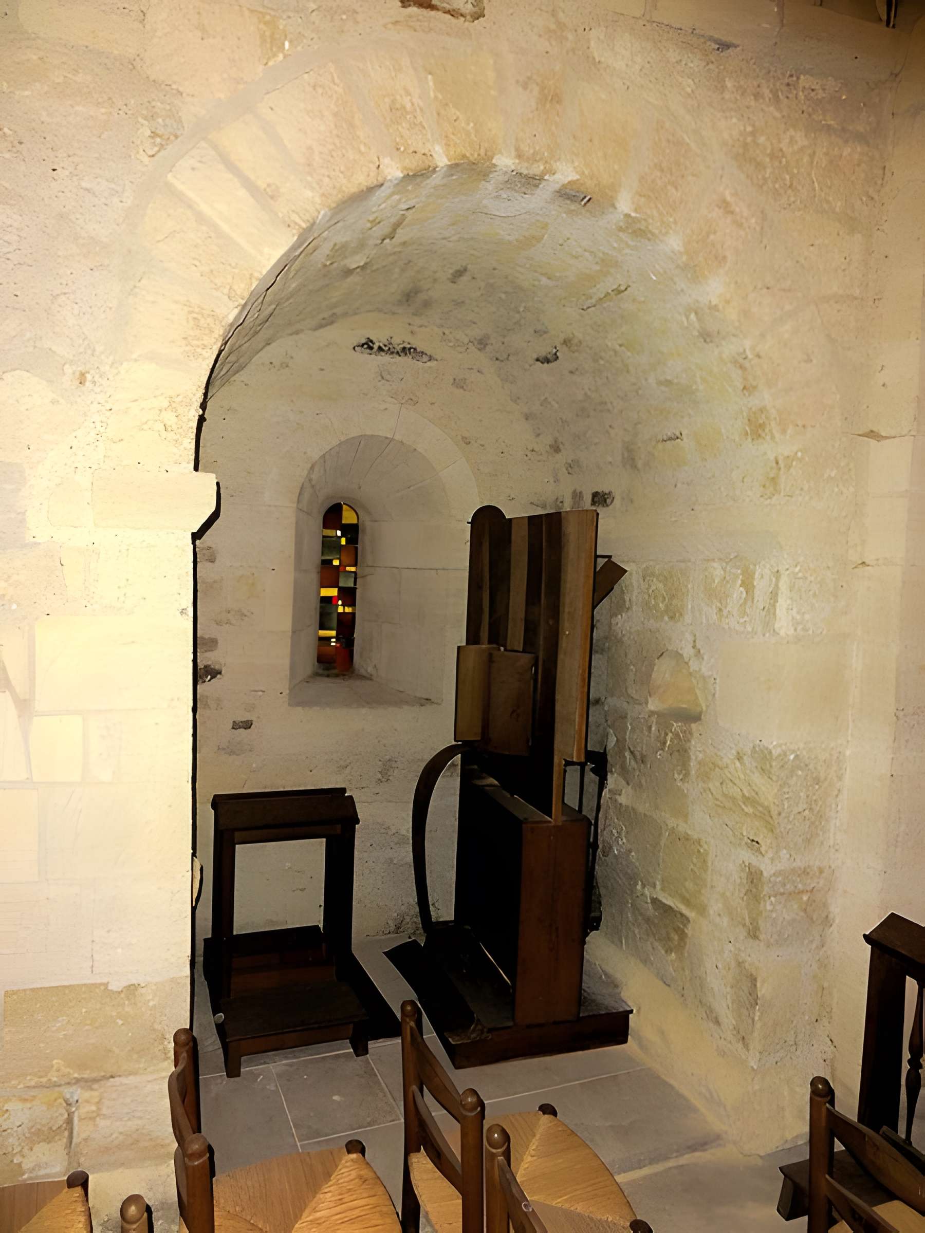 Église Saint-André de Moussy