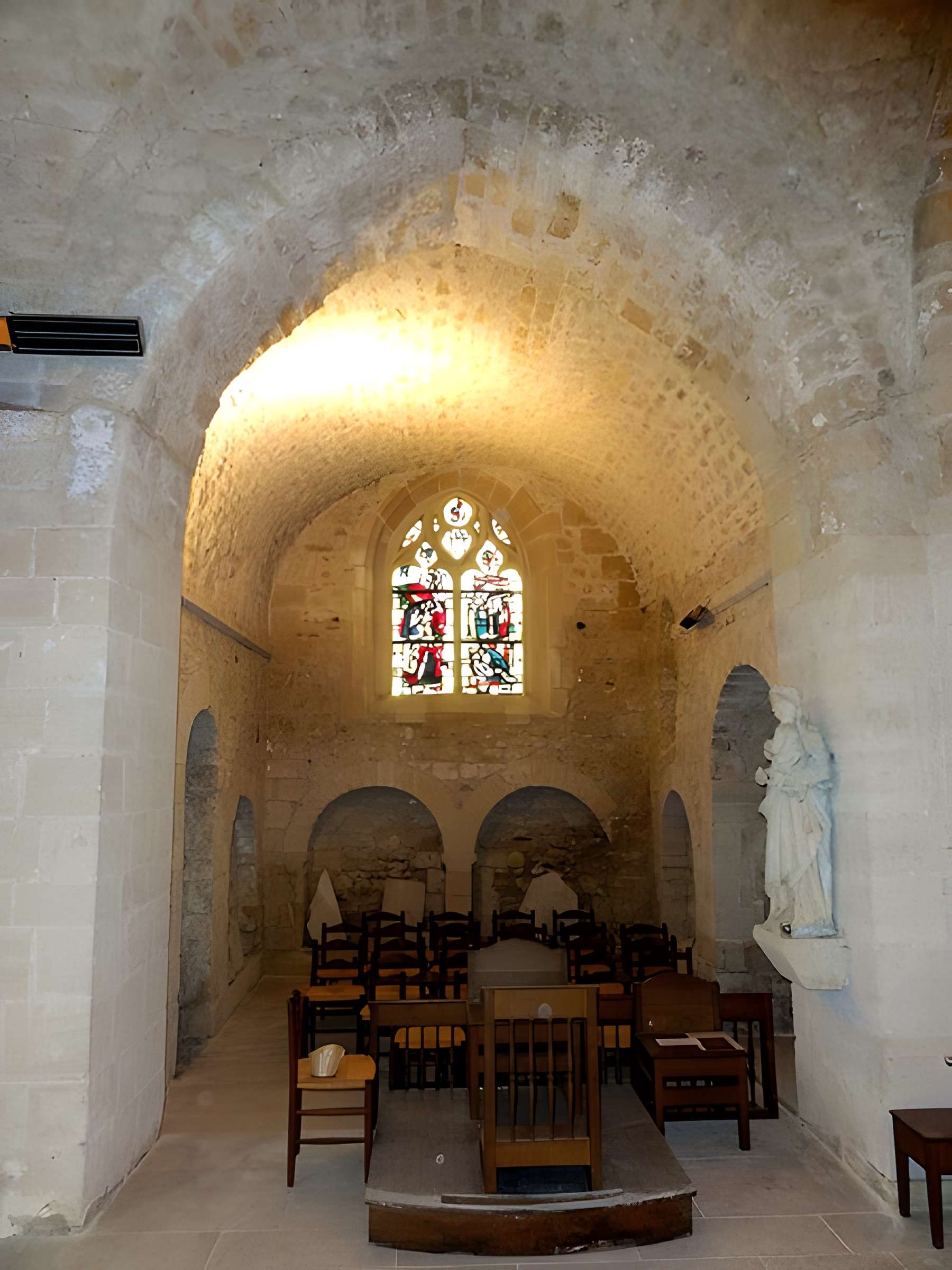 Église Saint-André de Moussy