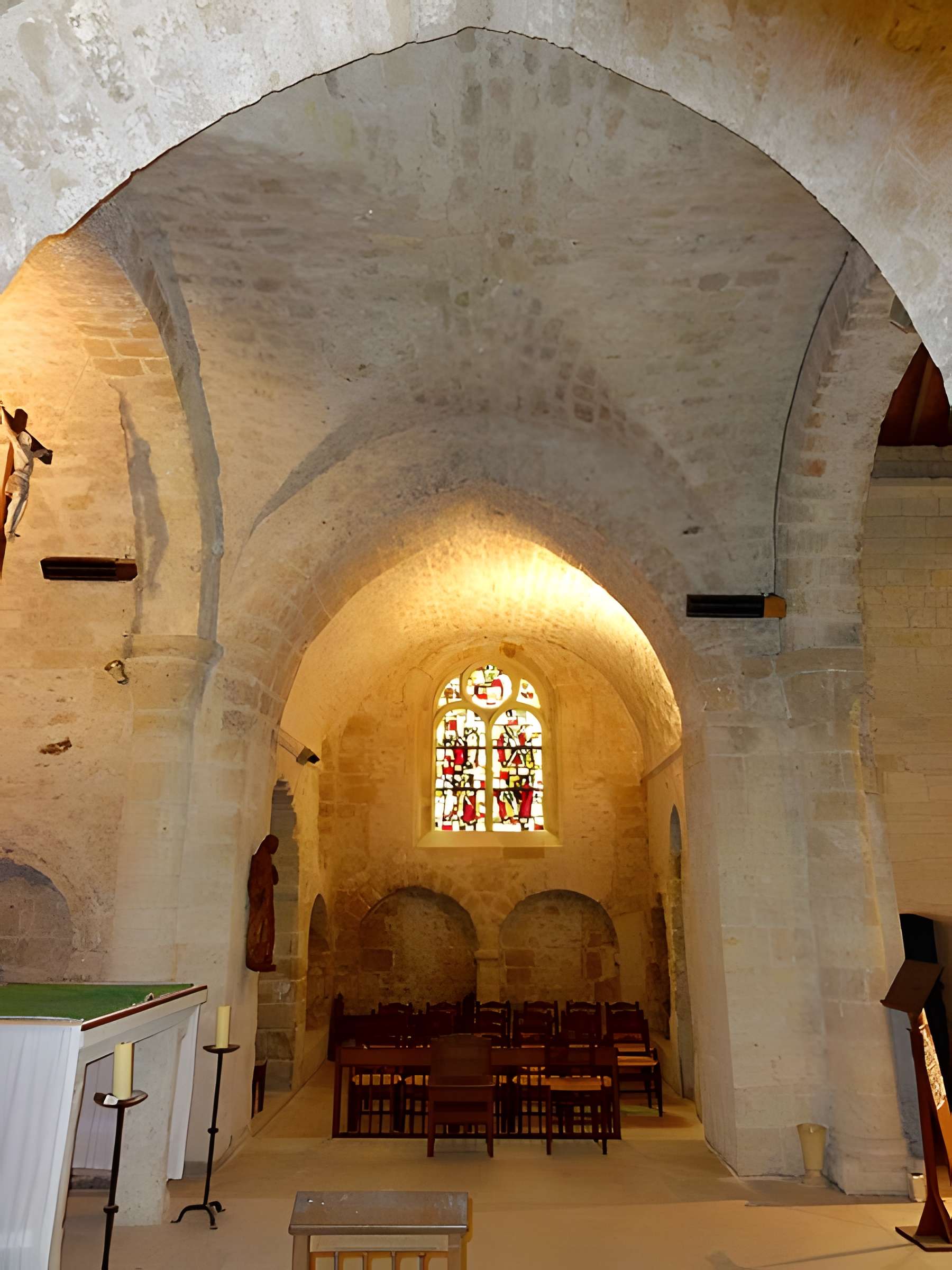 Église Saint-André de Moussy