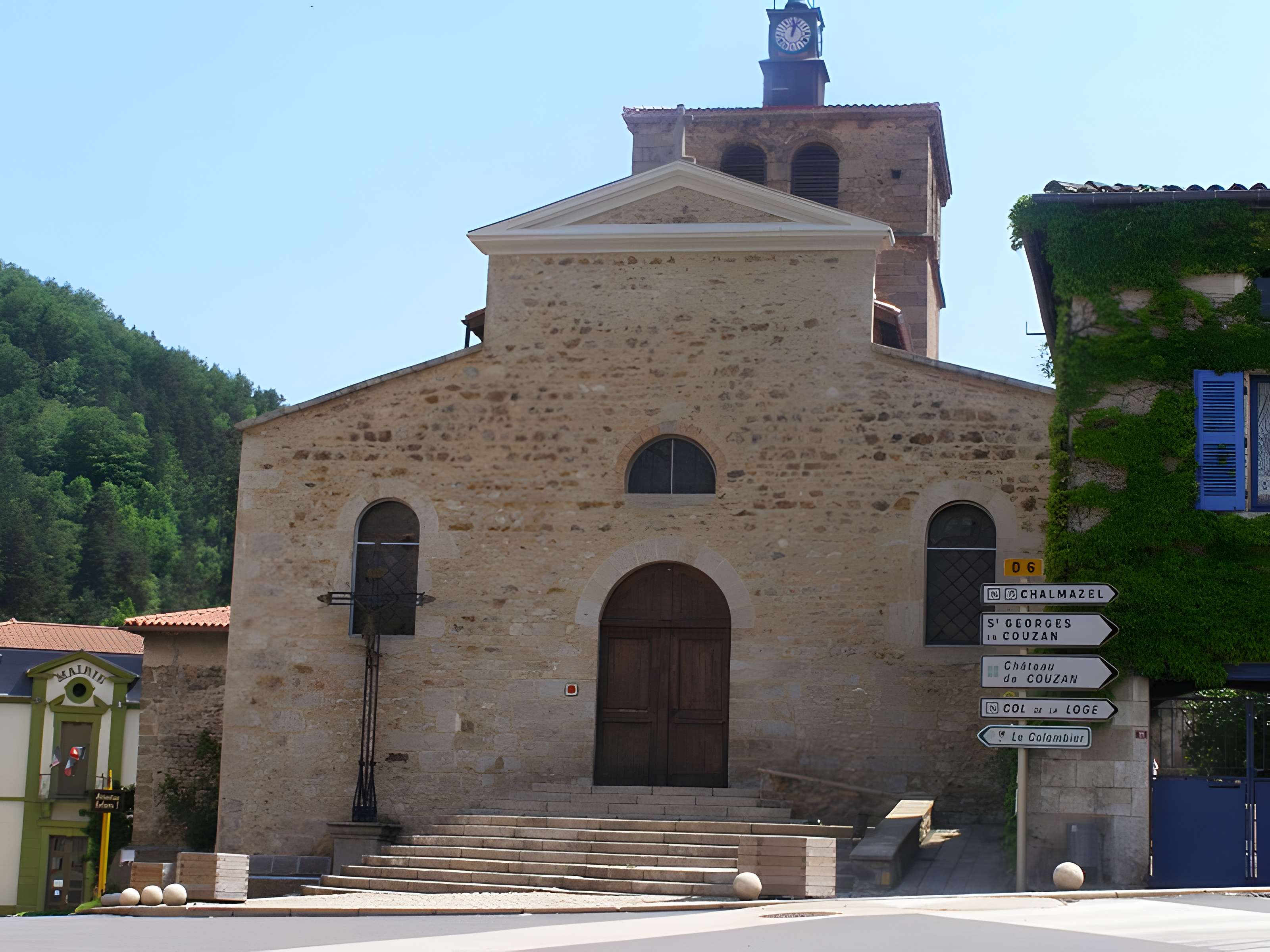 Église Saint-André de Sail-sous-Couzan