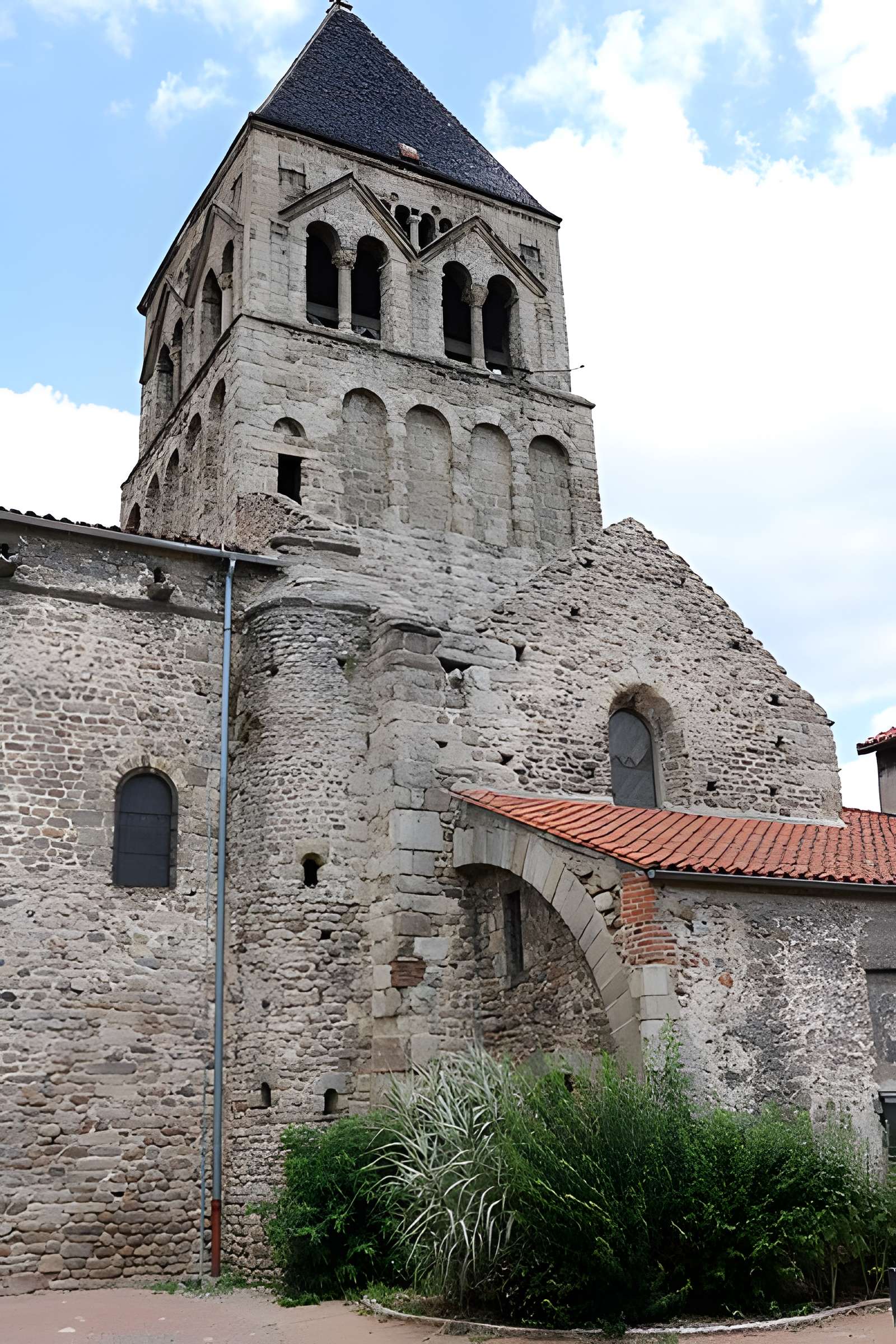 Église Saint-André de Saint-Rambert