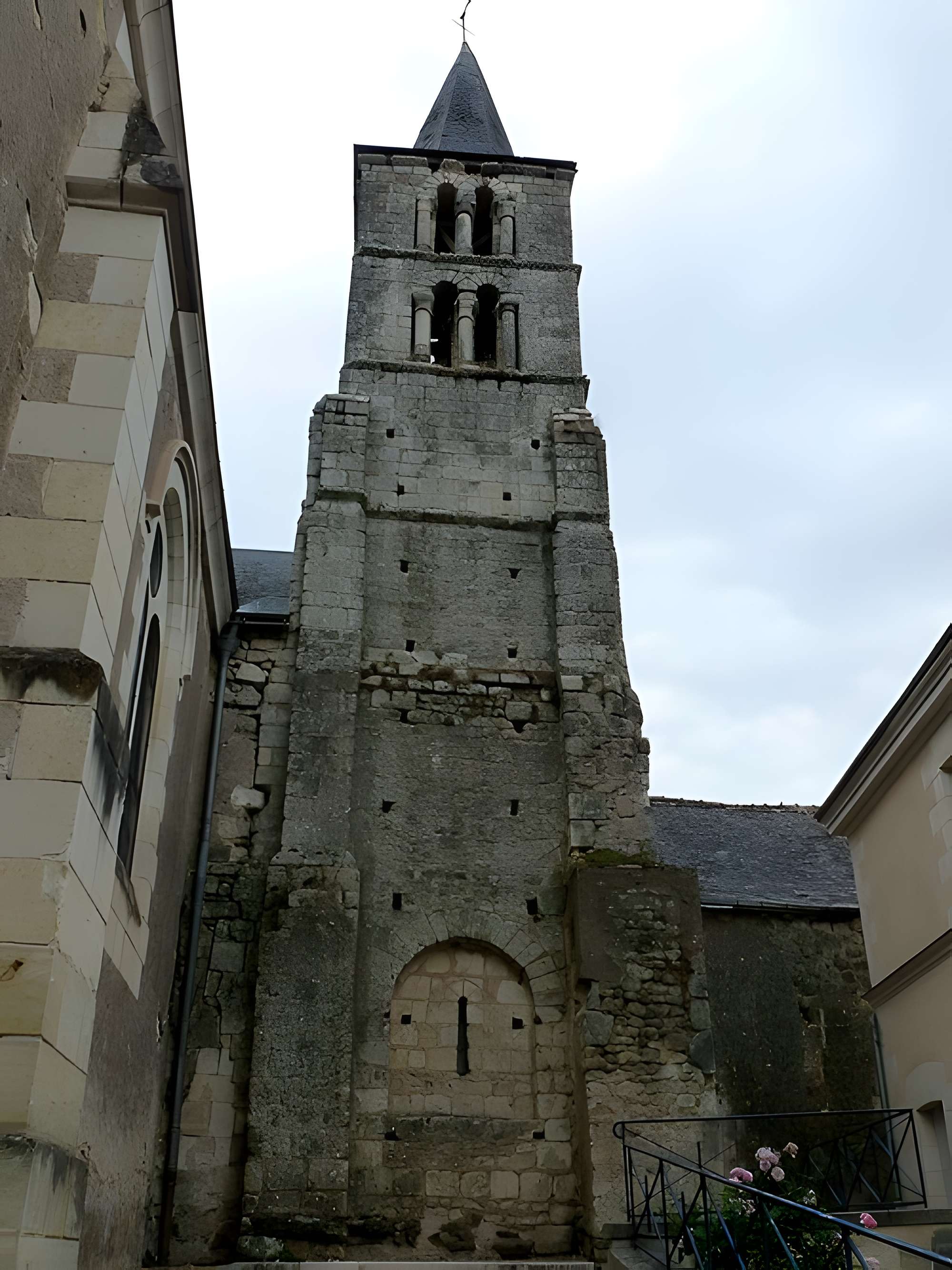 Église Saint-André de Villaines-les-Rochers