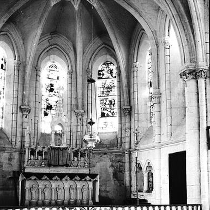 Photo de Église Saint-Antoine de Poivres et croix
