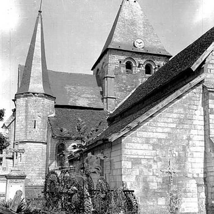 Photo de Église Saint-Antoine de Poivres et croix